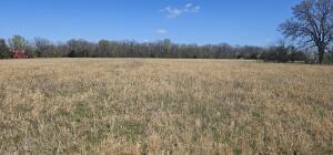 6473 Highway P Property Photo 5