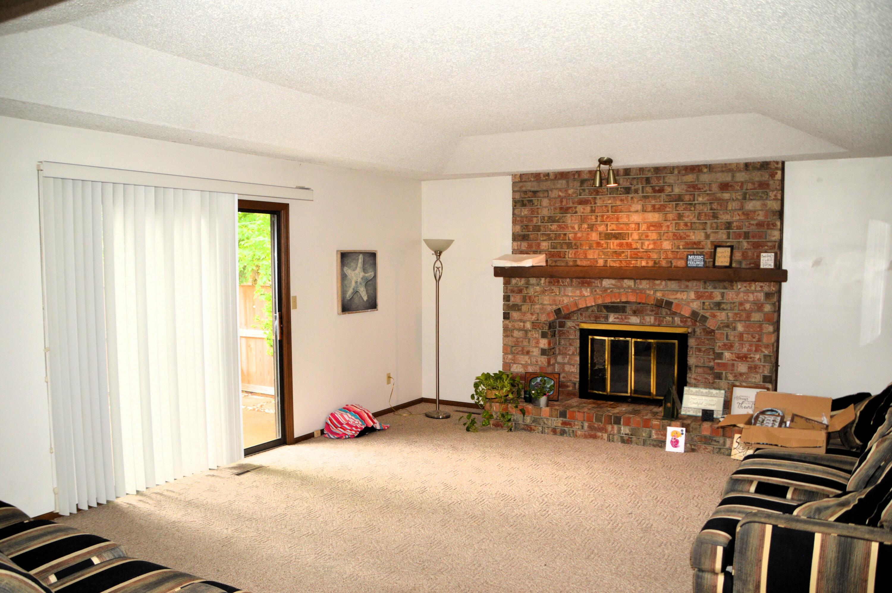 1761-1763 East Lark Street Property Photo 3