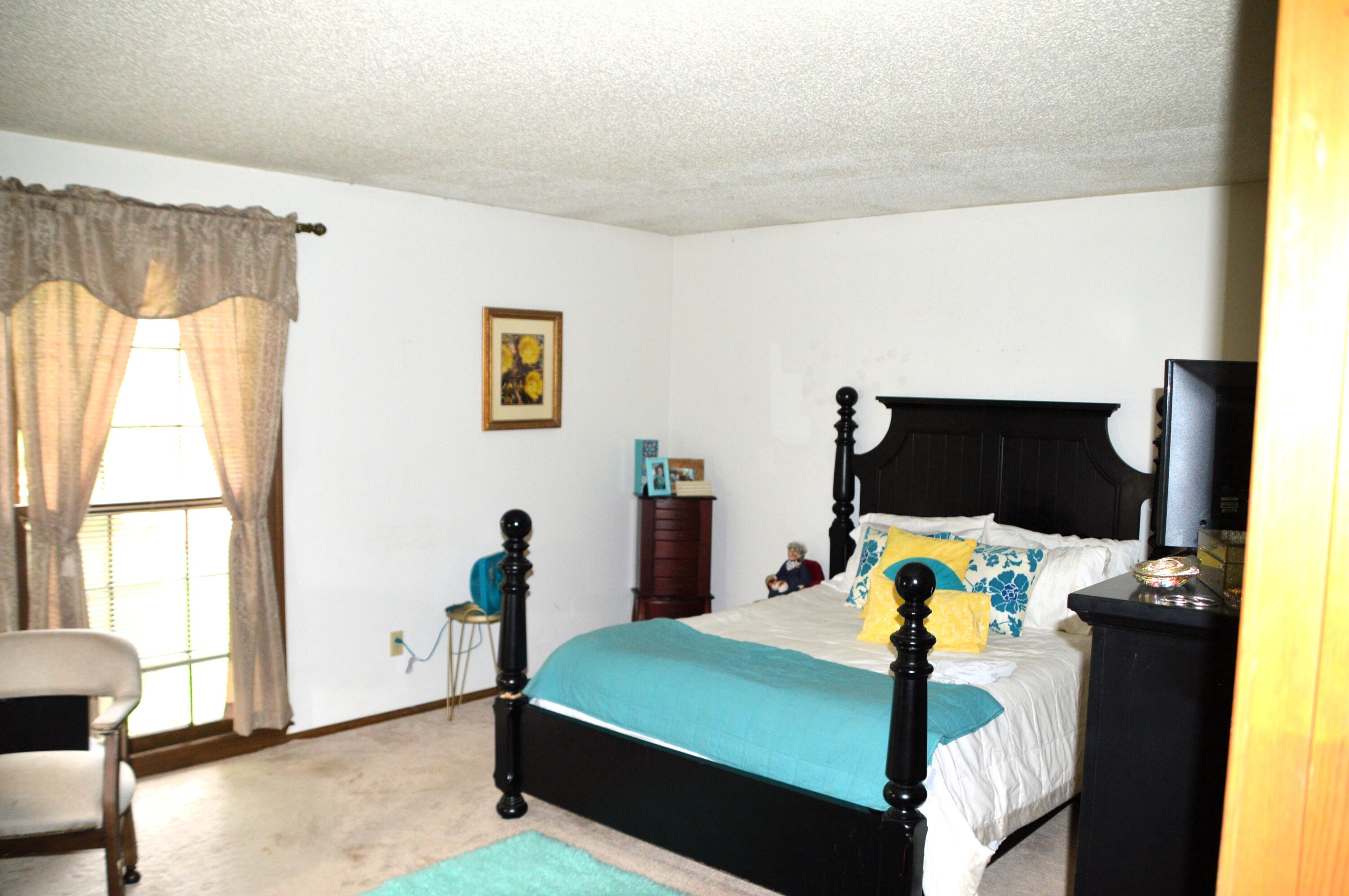 1761-1763 East Lark Street Property Photo 20