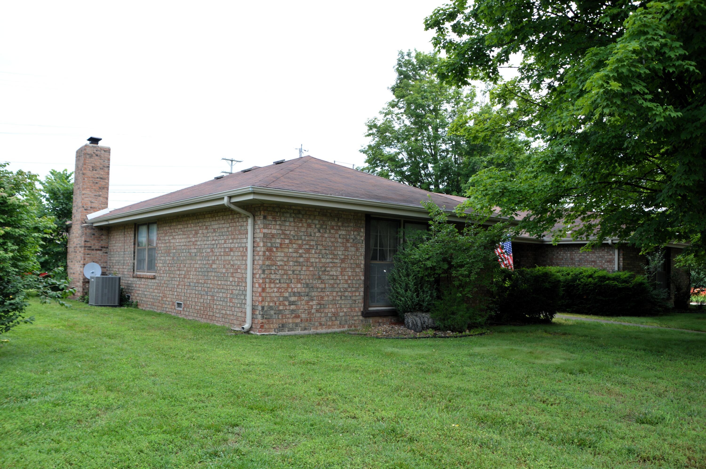 1761-1763 East Lark Street Property Photo 26