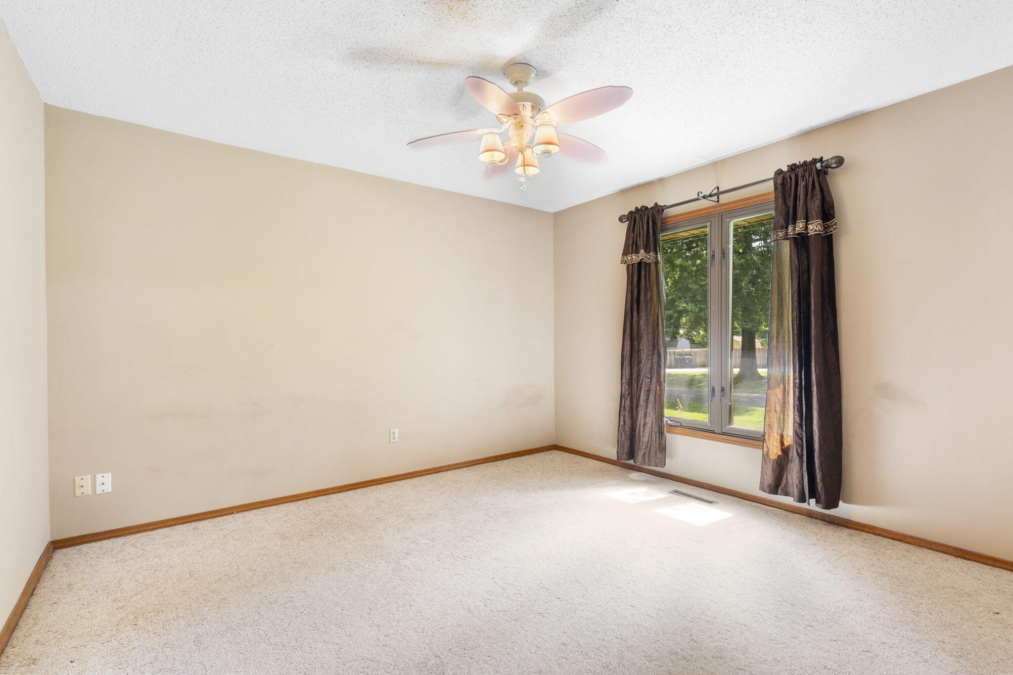 1801 West Cherokee Street Property Photo 23