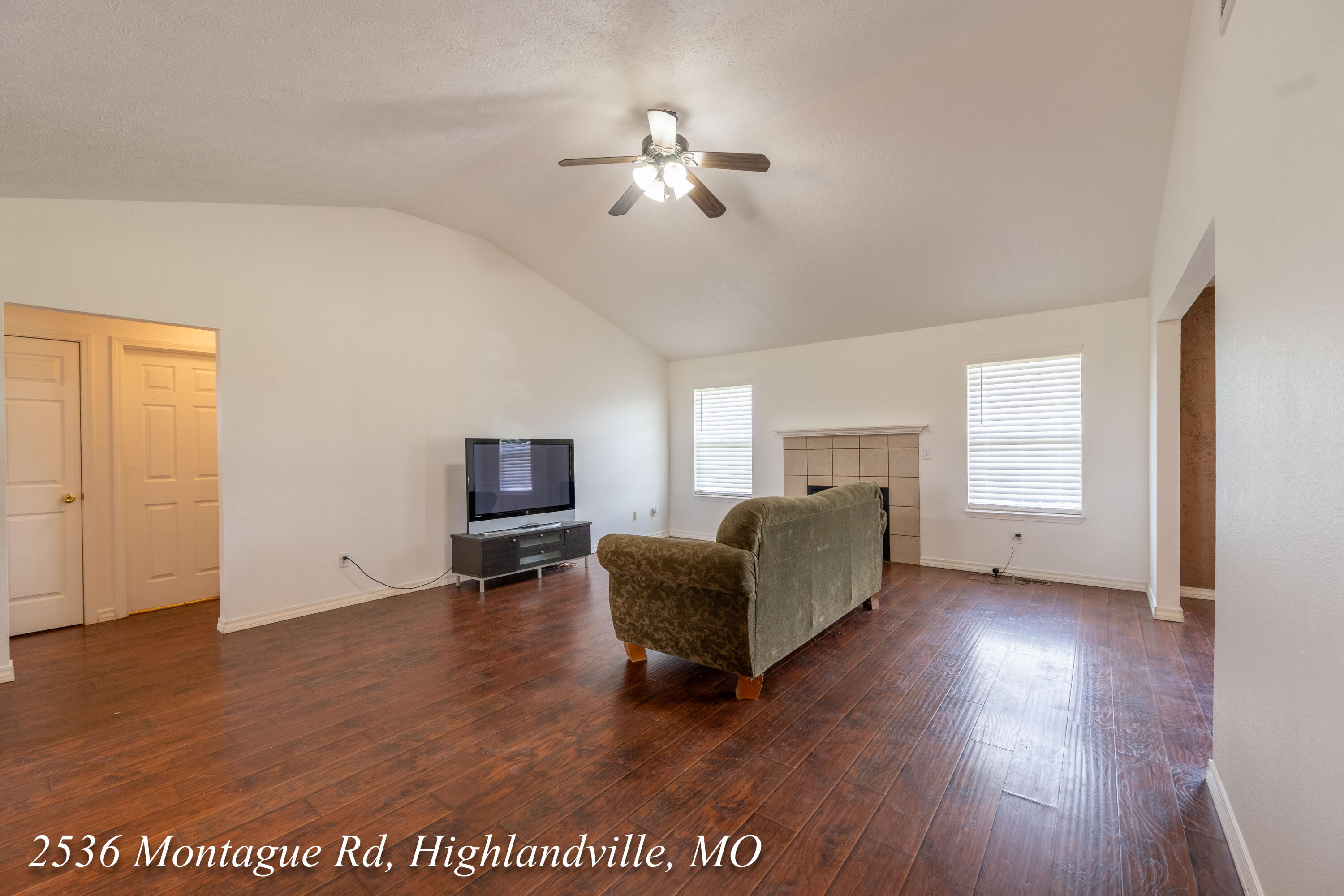 2536 Montague Road Property Photo 10