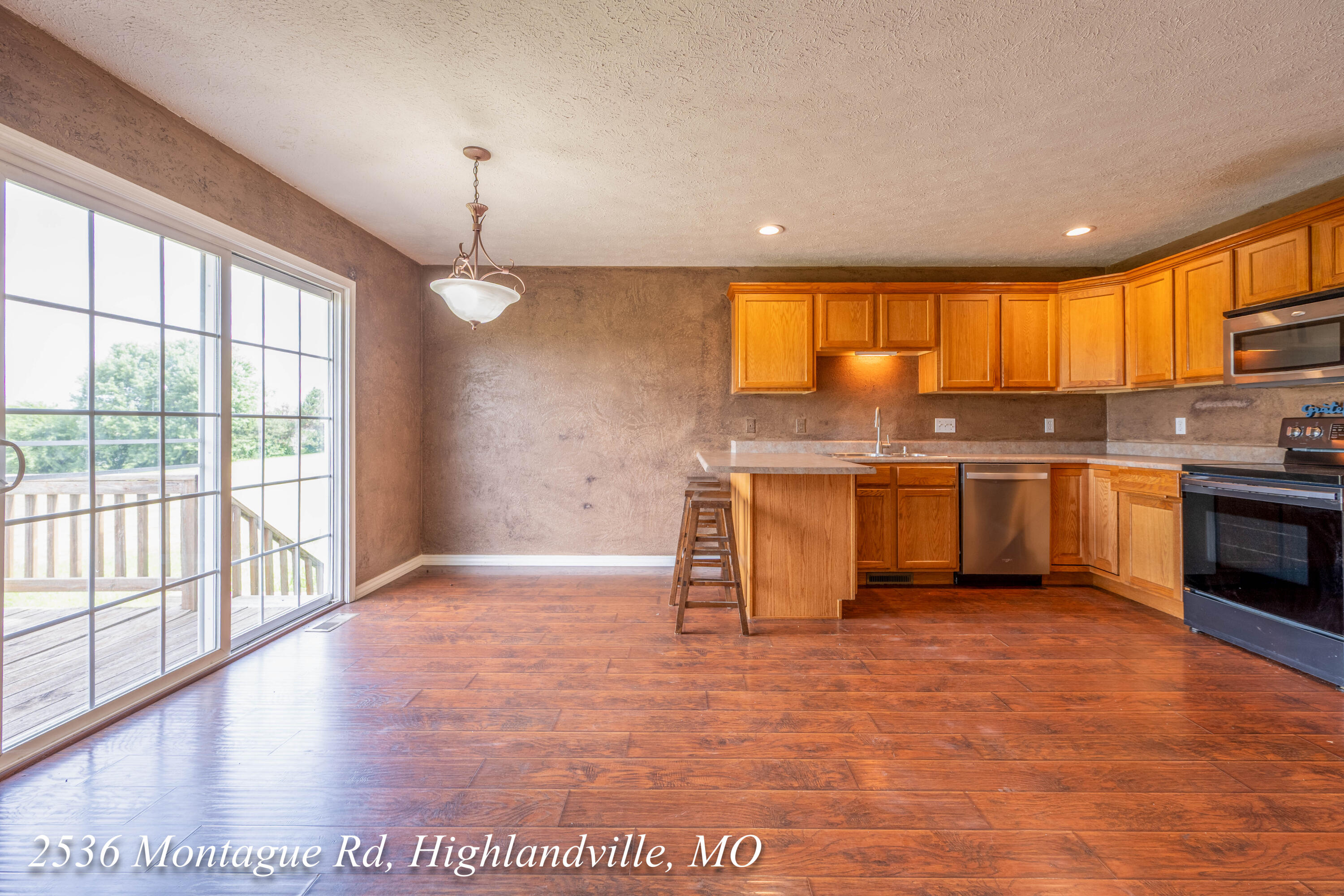 2536 Montague Road Property Photo 14