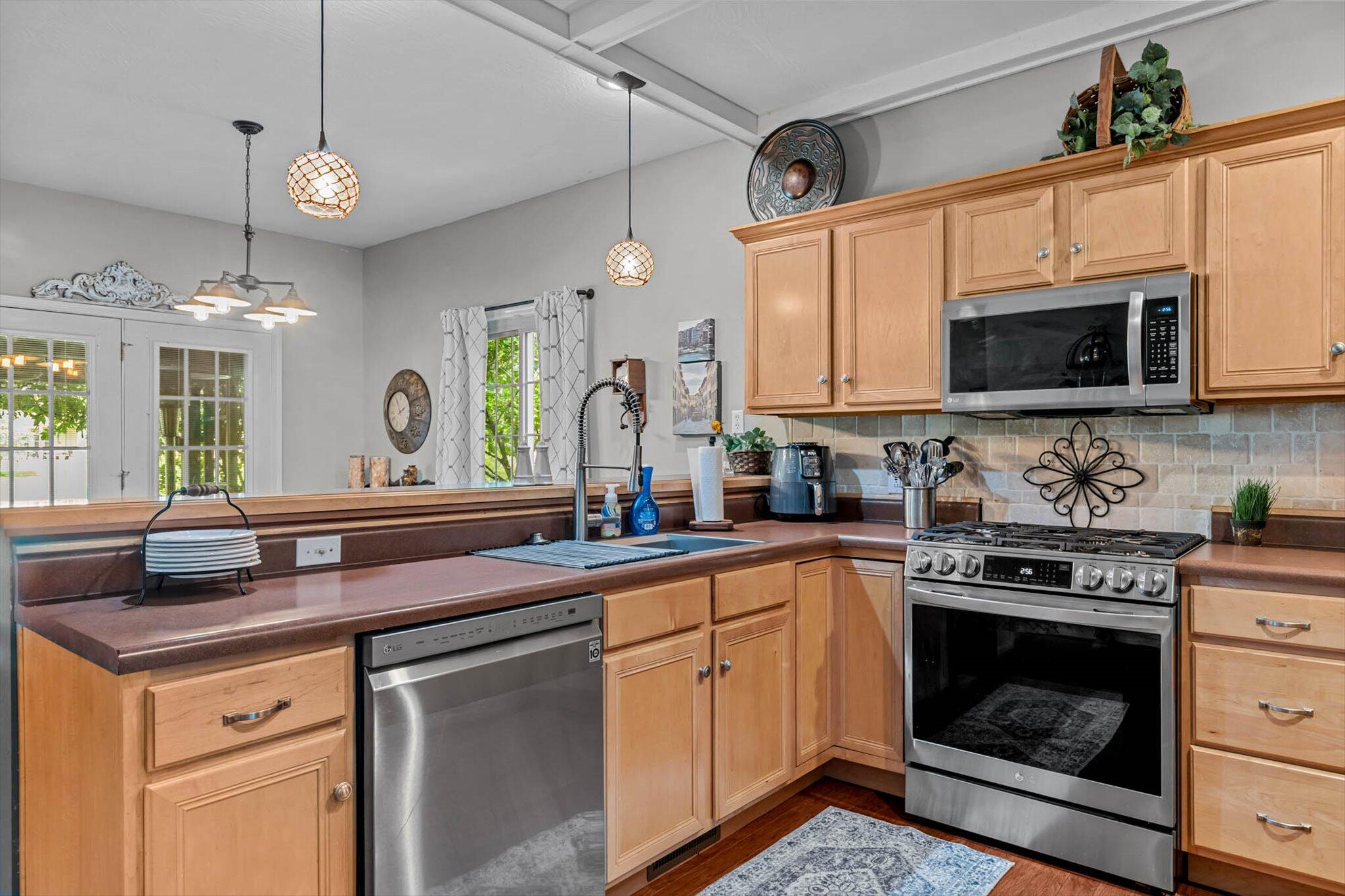 701 East Bayshore Drive Property Photo 17