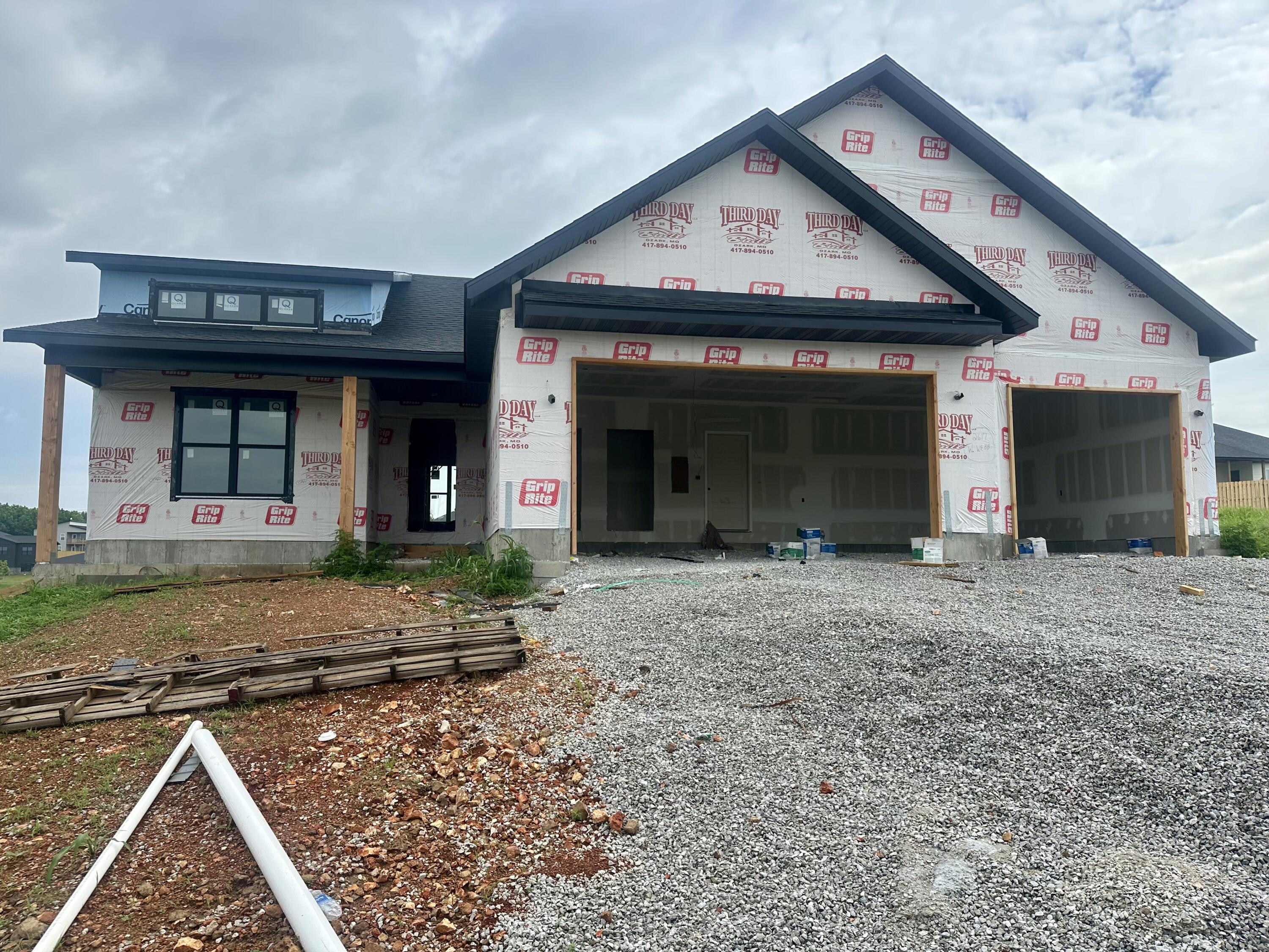2617 West Webb Road Property Photo 1