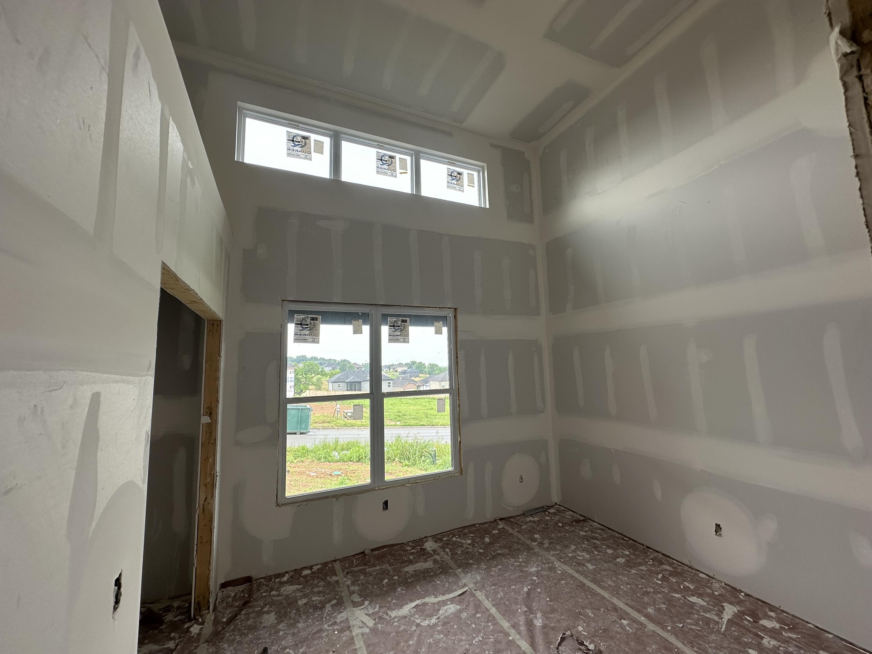 2617 West Webb Road Property Photo 2