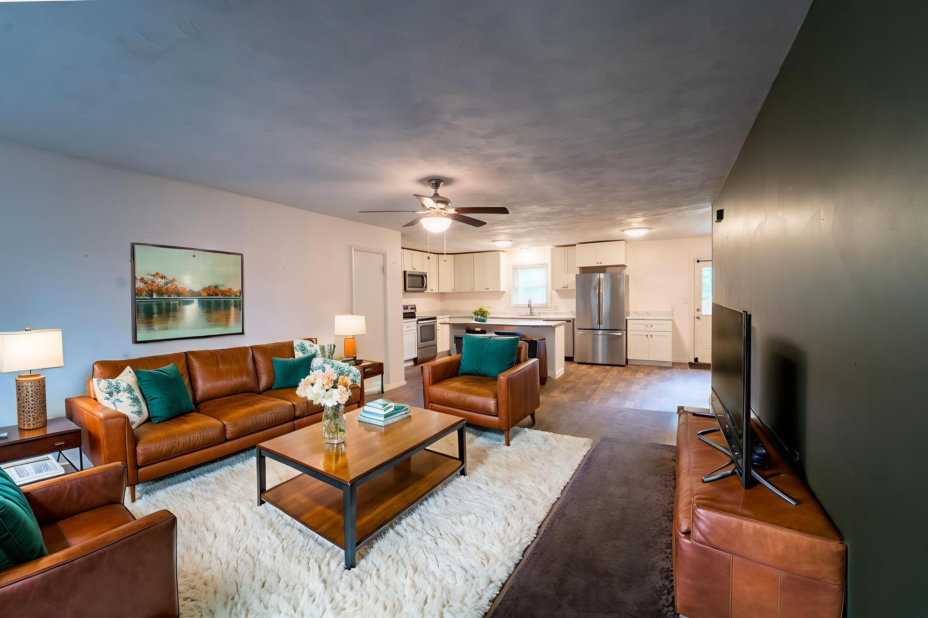 1520 East Seminole Street Property Photo 4