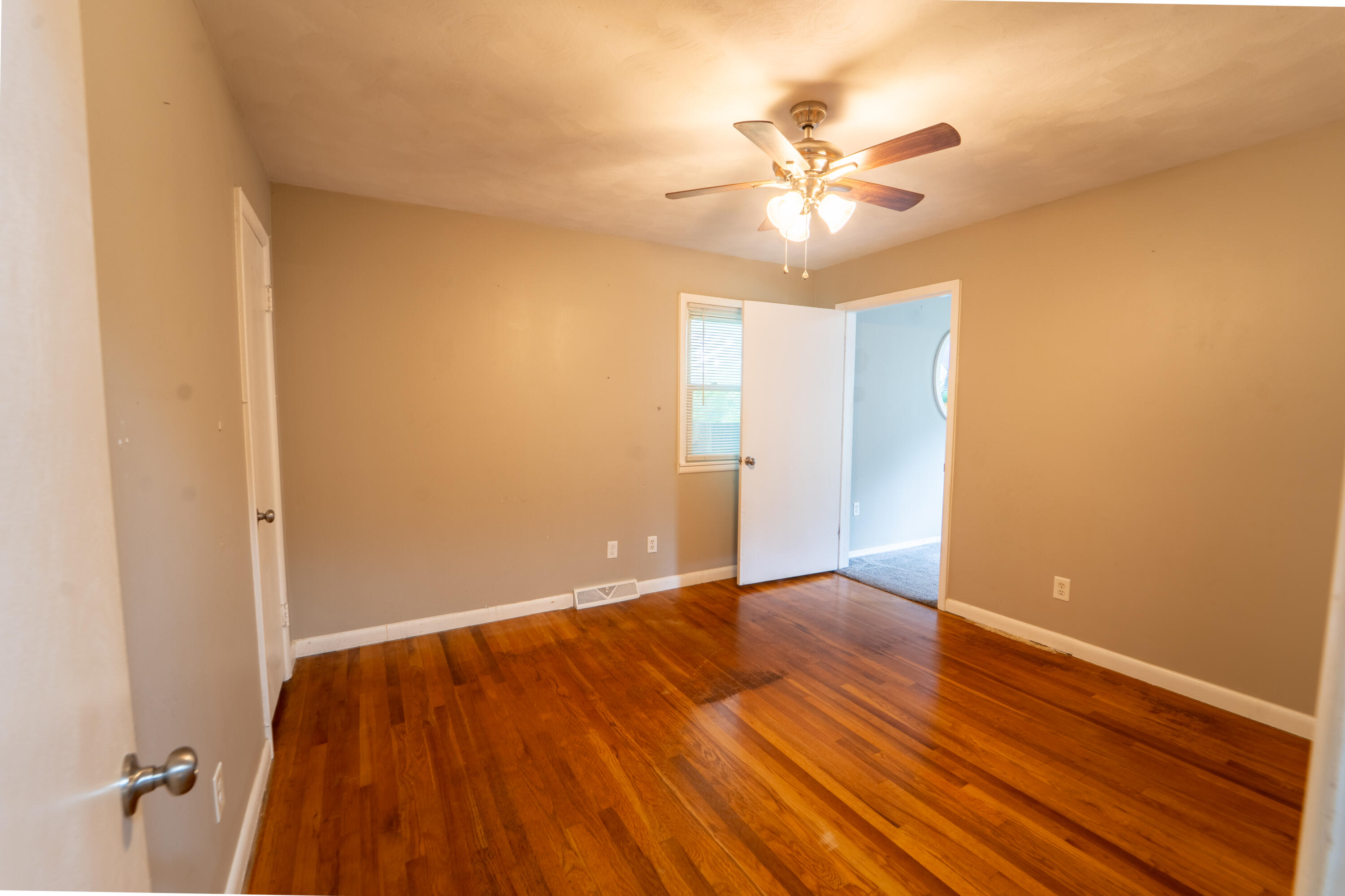 1520 East Seminole Street Property Photo 15