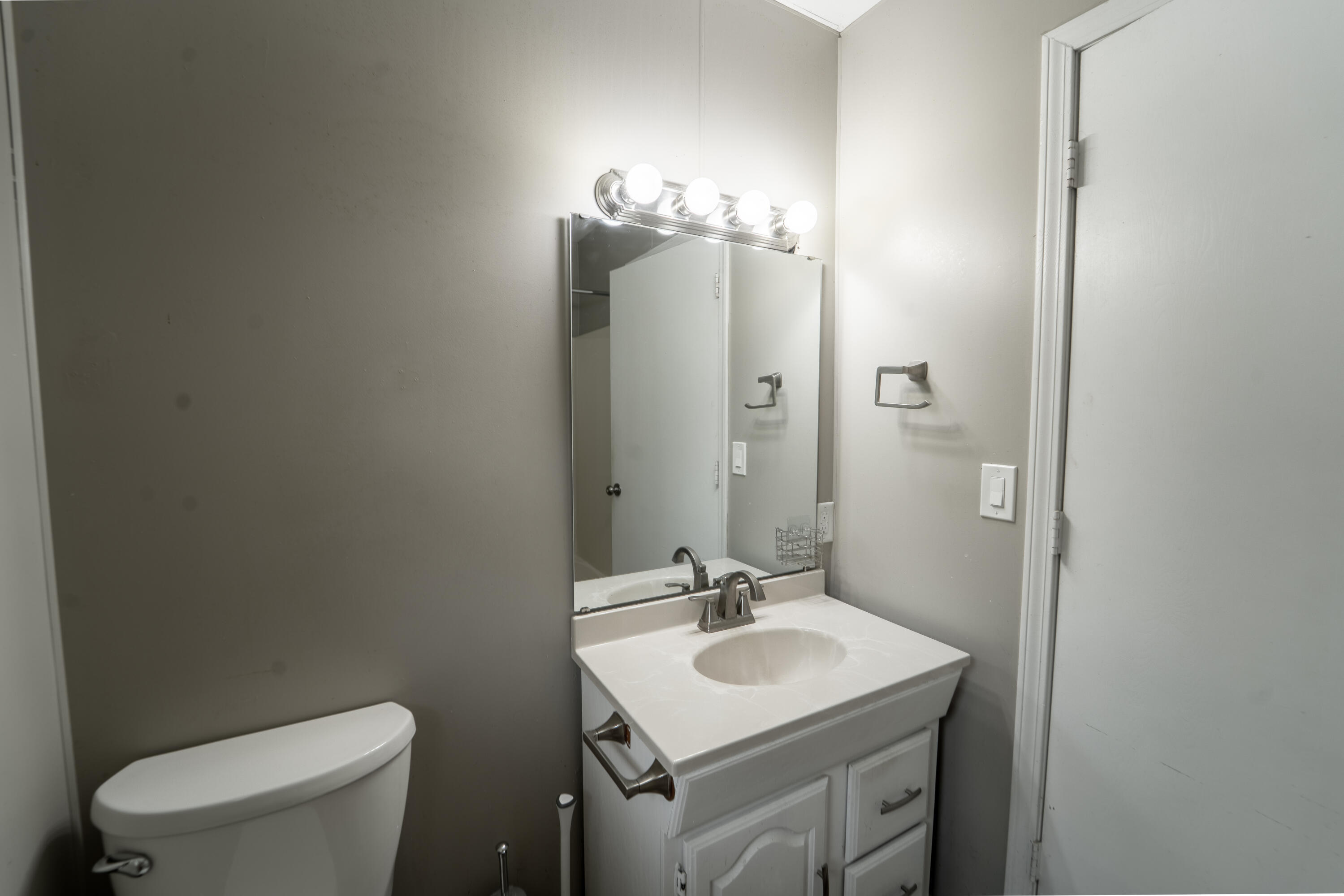 1520 East Seminole Street Property Photo 19