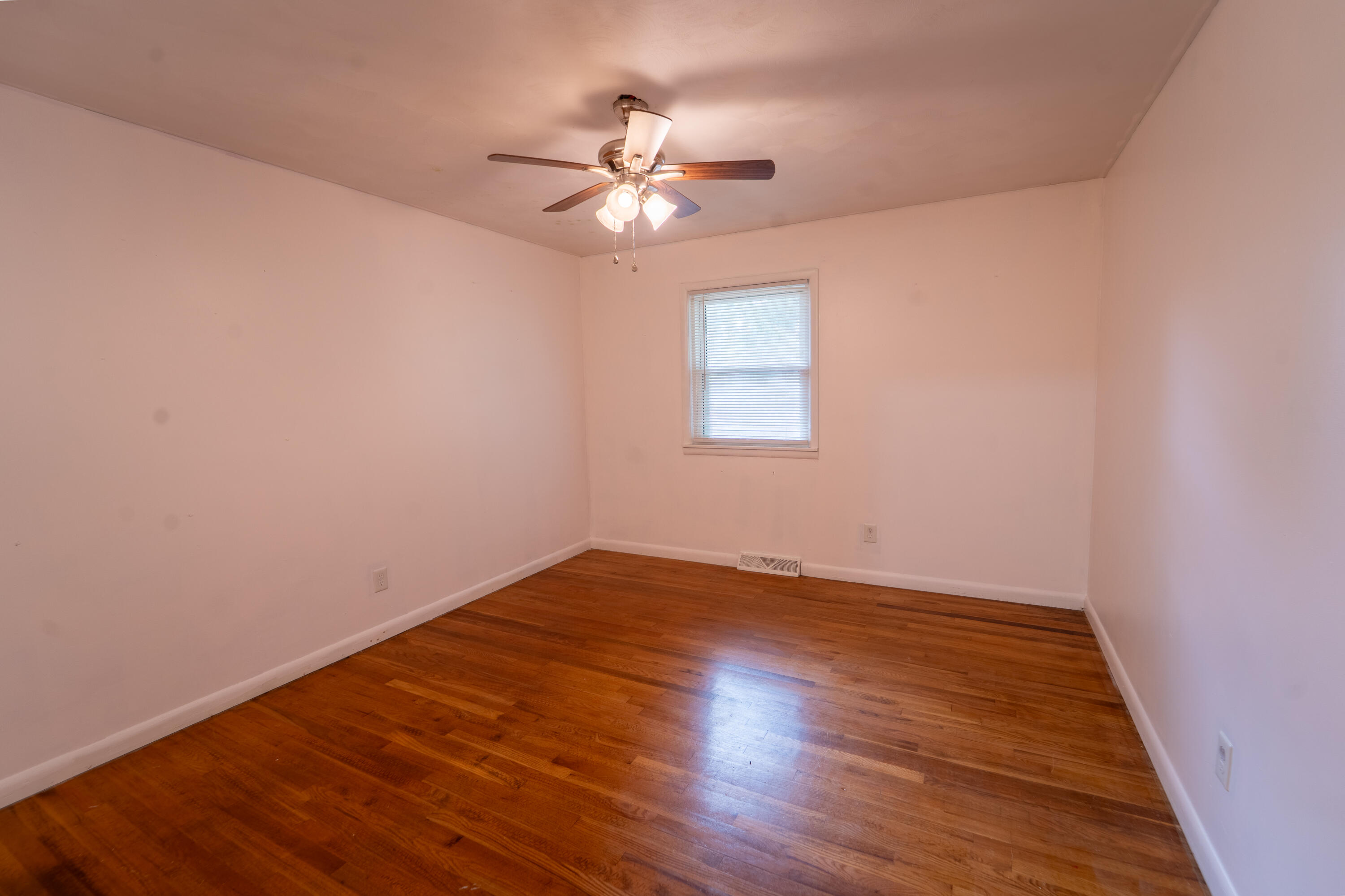 1520 East Seminole Street Property Photo 25