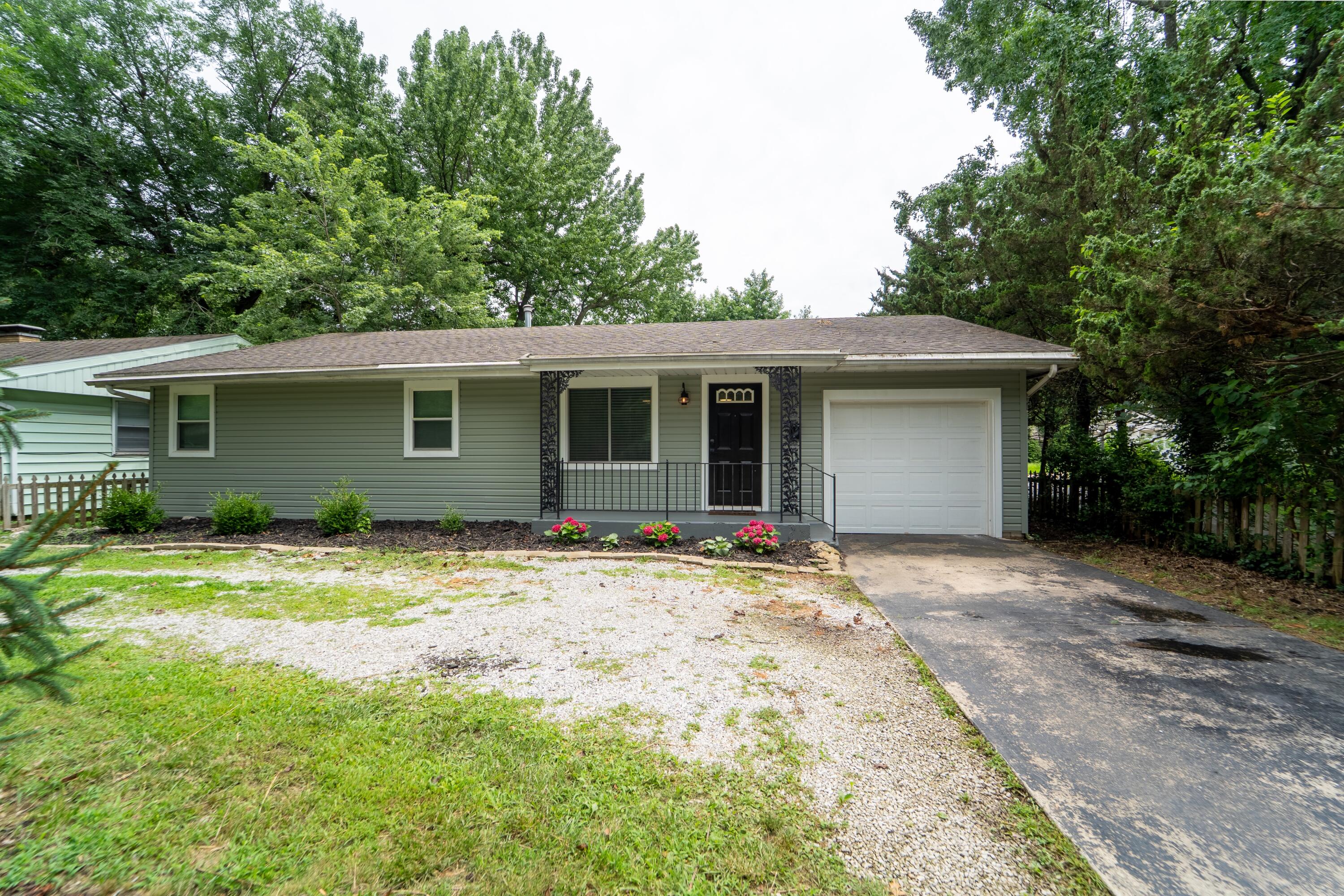 1520 East Seminole Street Property Photo 31