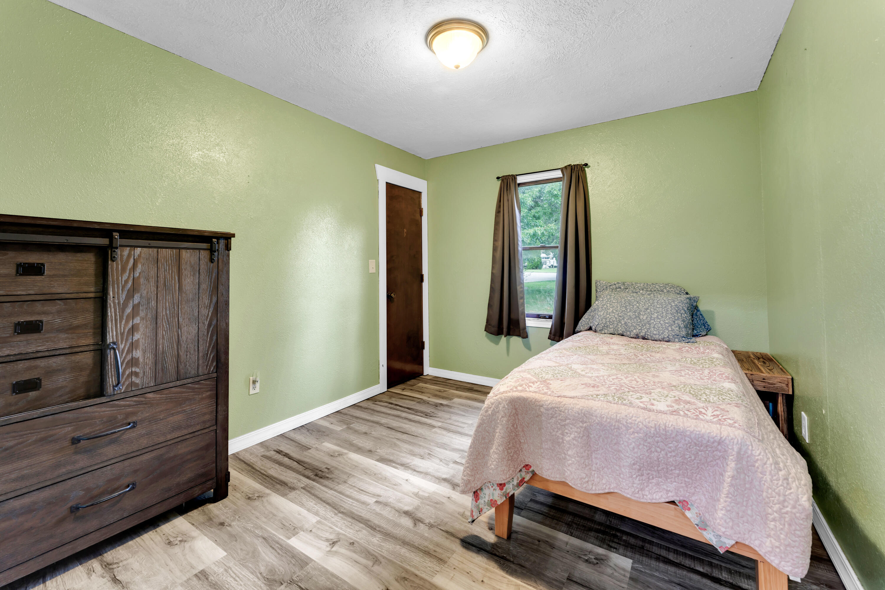 1604 East Sycamore Street Property Photo 28