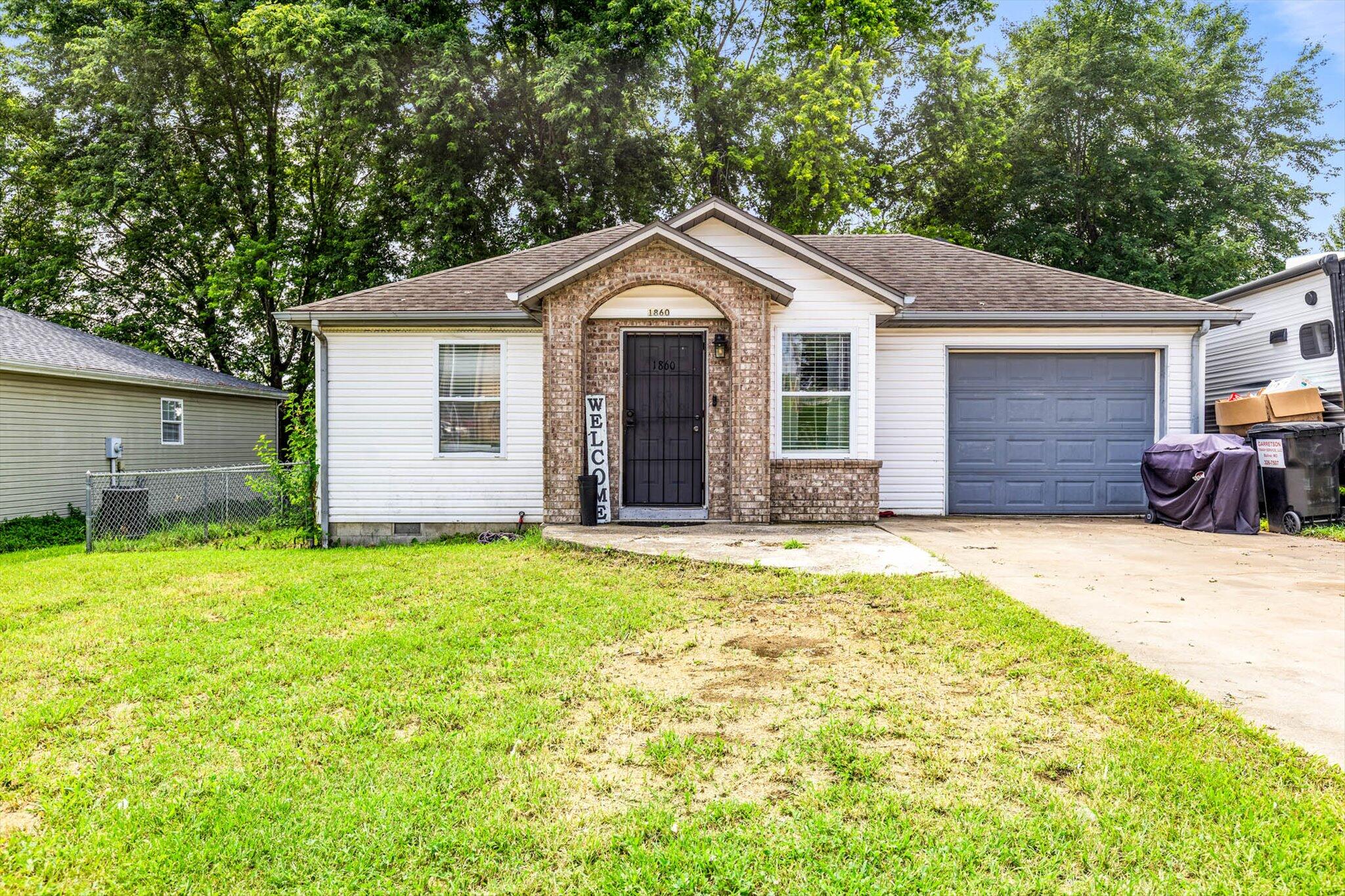1860 East Division Street Property Photo 1
