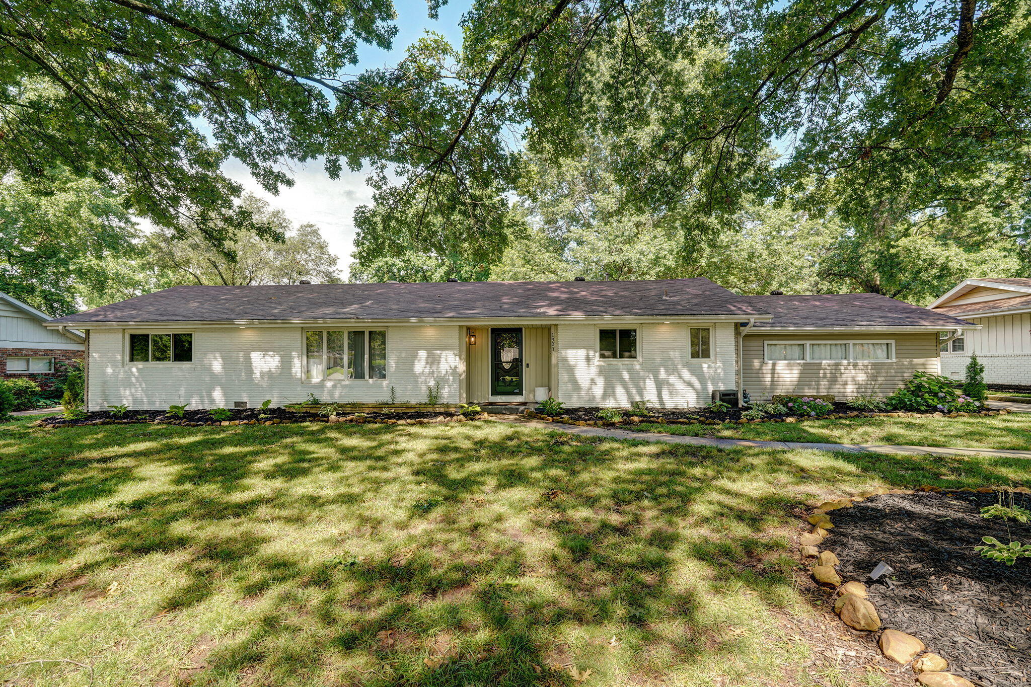 1923 South Cedarbrook Avenue Property Photo 1