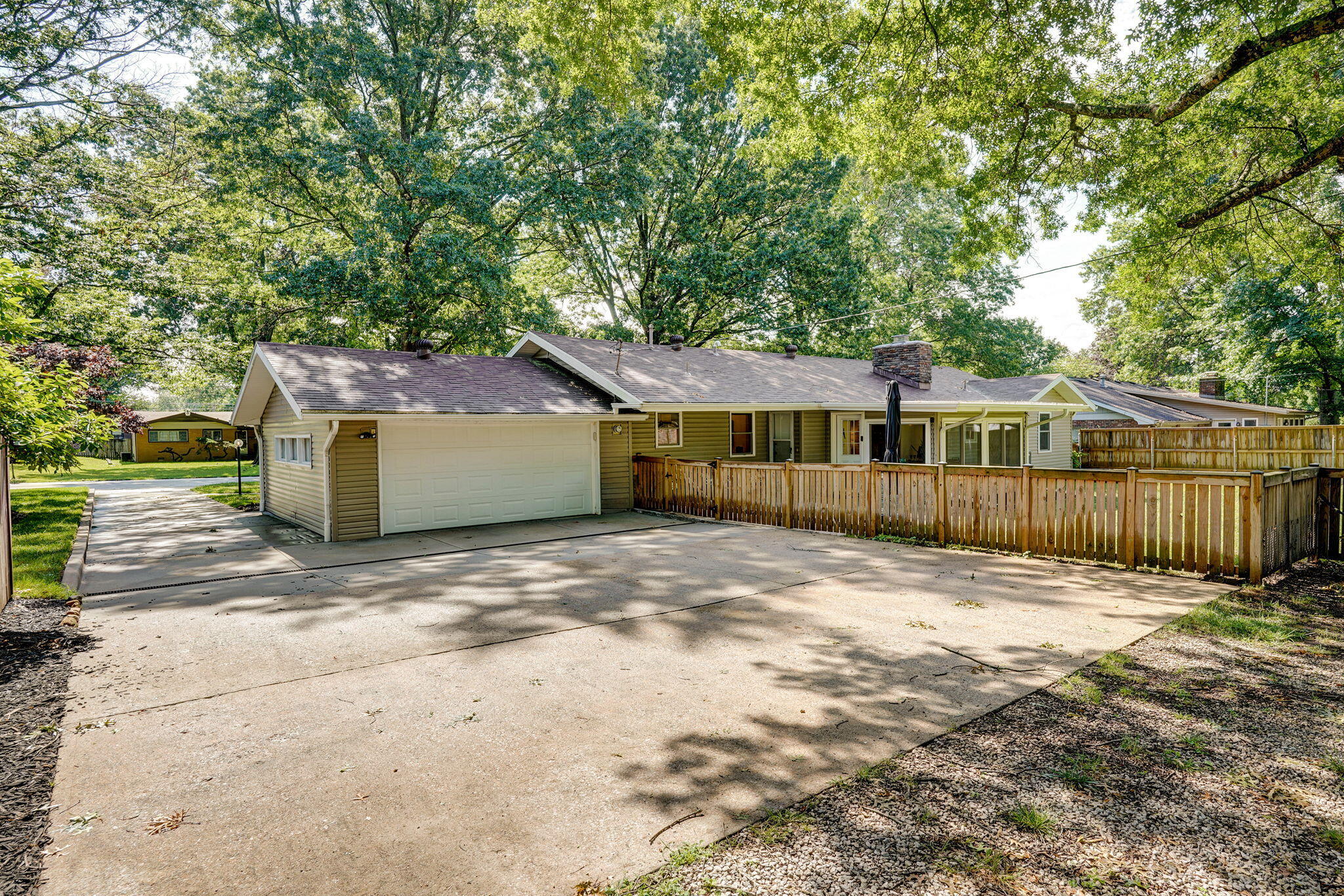 1923 South Cedarbrook Avenue Property Photo 5
