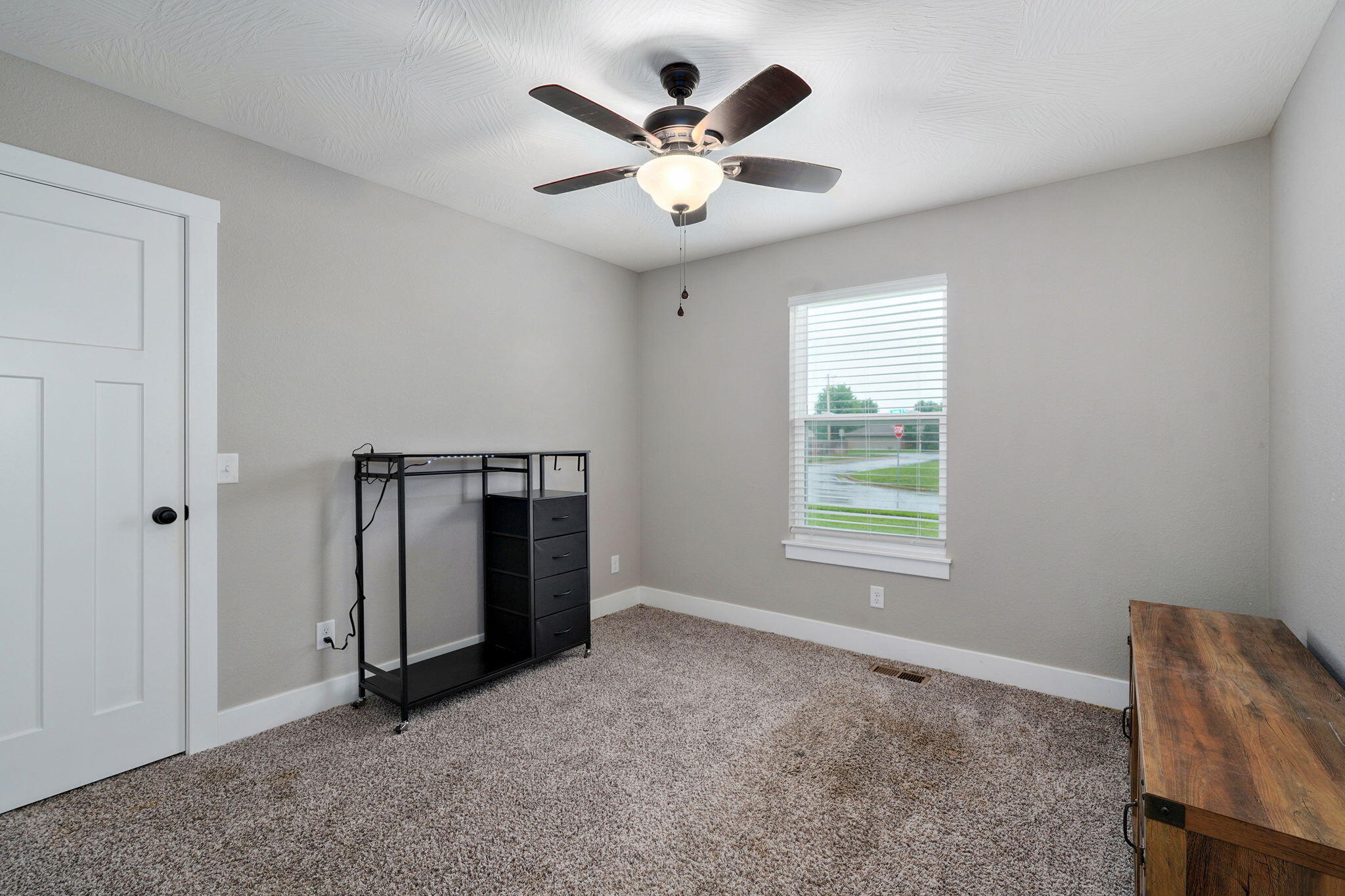 917 West Charlotte Street Property Photo 23