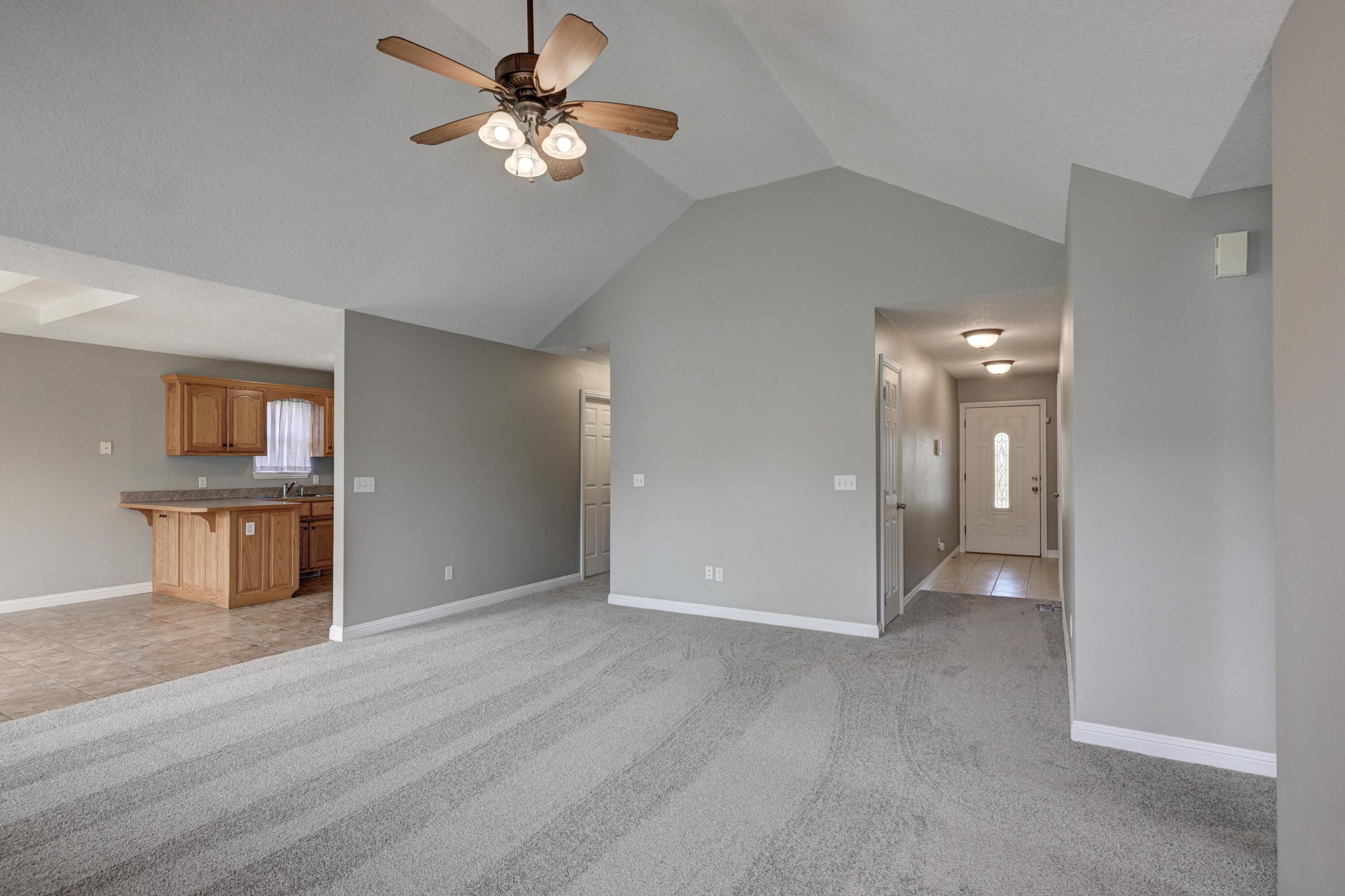 4406 West 28th Street Property Photo 4