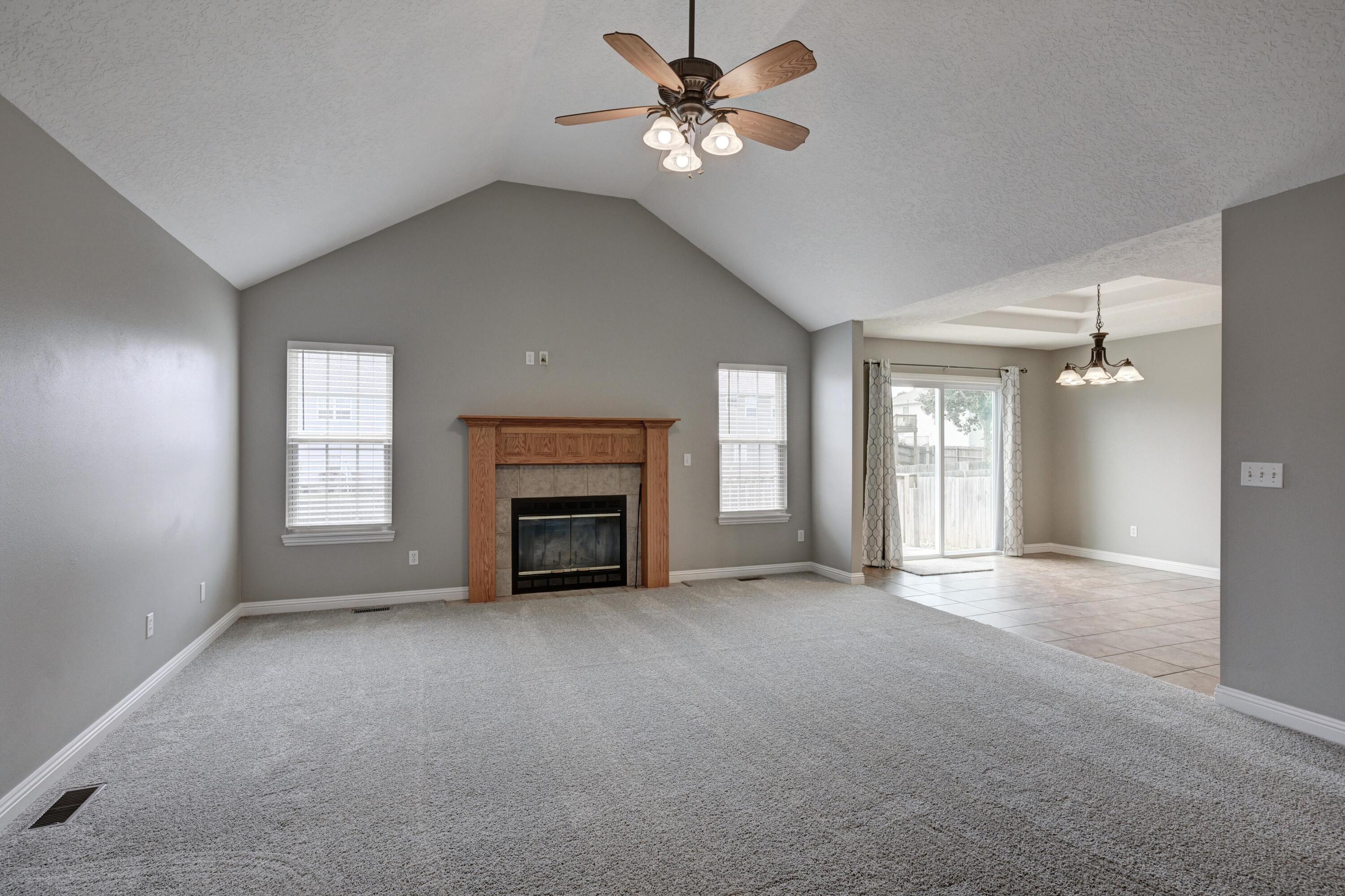 4406 West 28th Street Property Photo 6