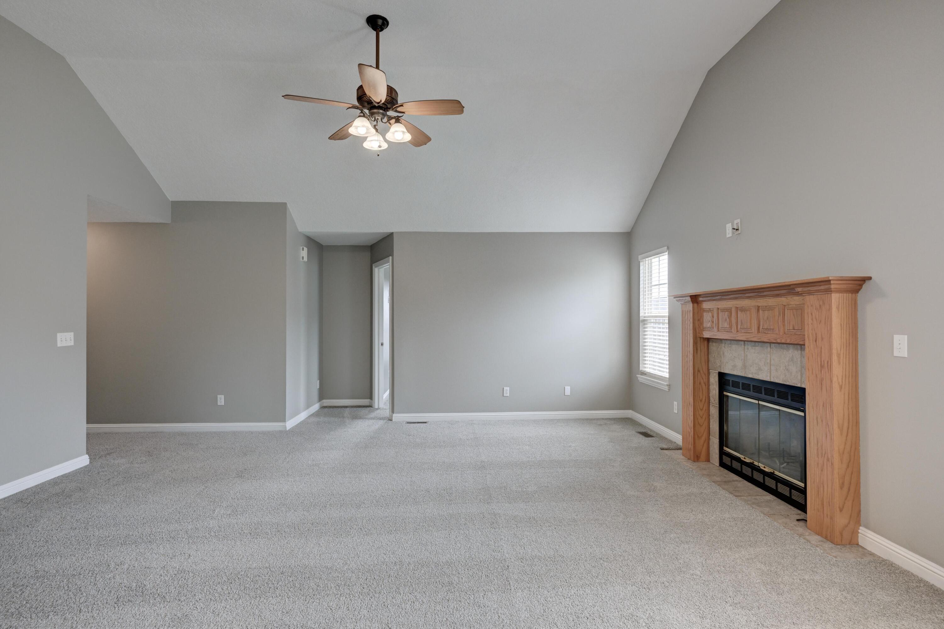 4406 West 28th Street Property Photo 9