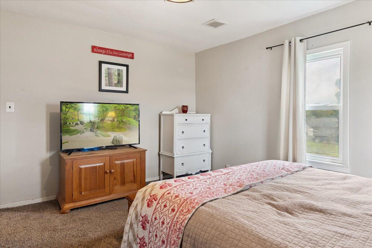 1188 Emerald Road Property Photo 17