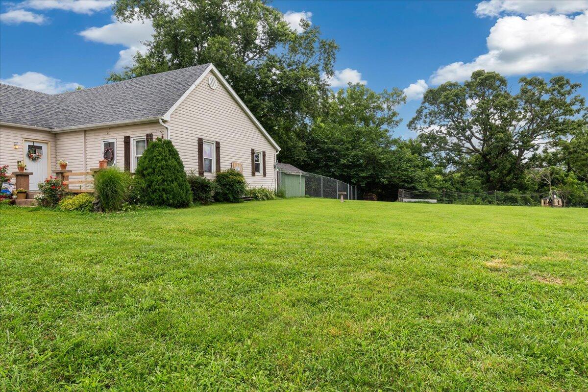 1188 Emerald Road Property Photo 23