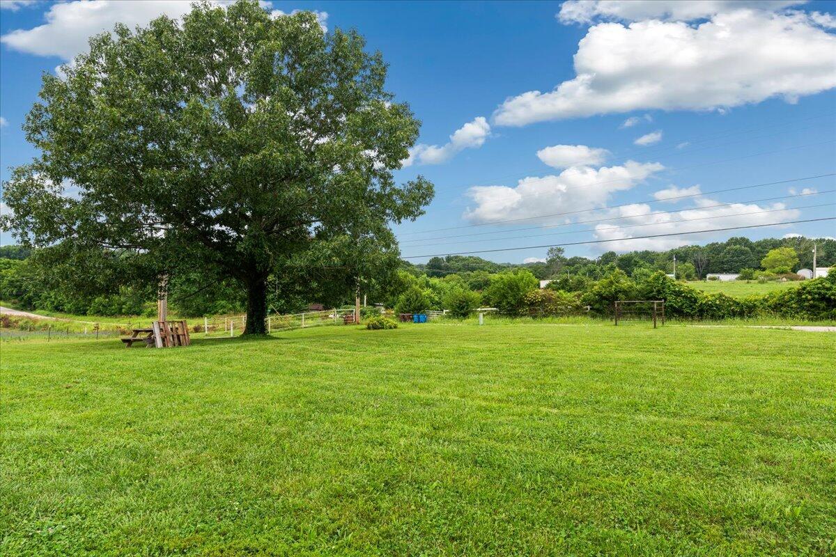 1188 Emerald Road Property Photo 27