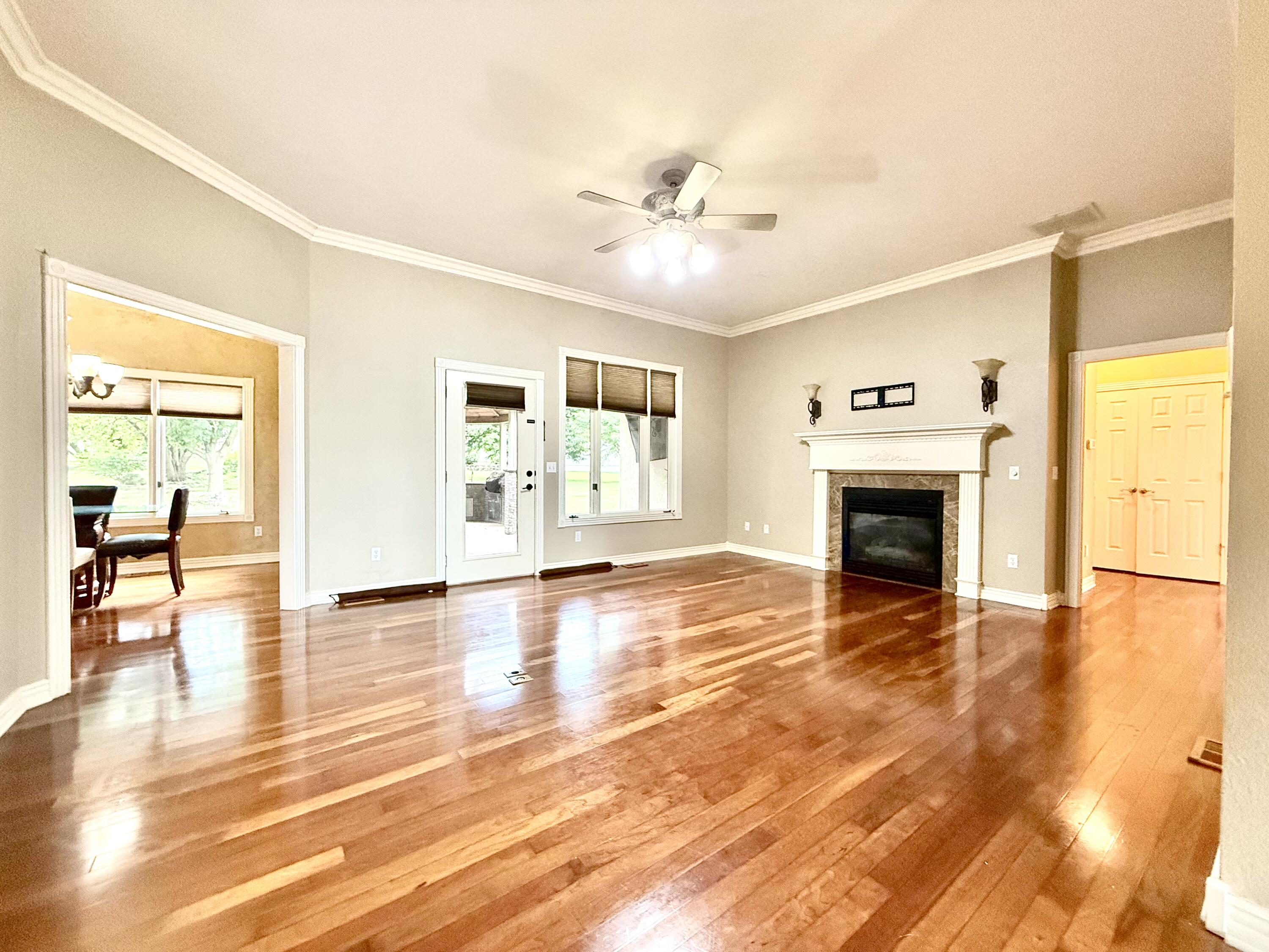 3702 East Dartmoor Court Property Photo 6