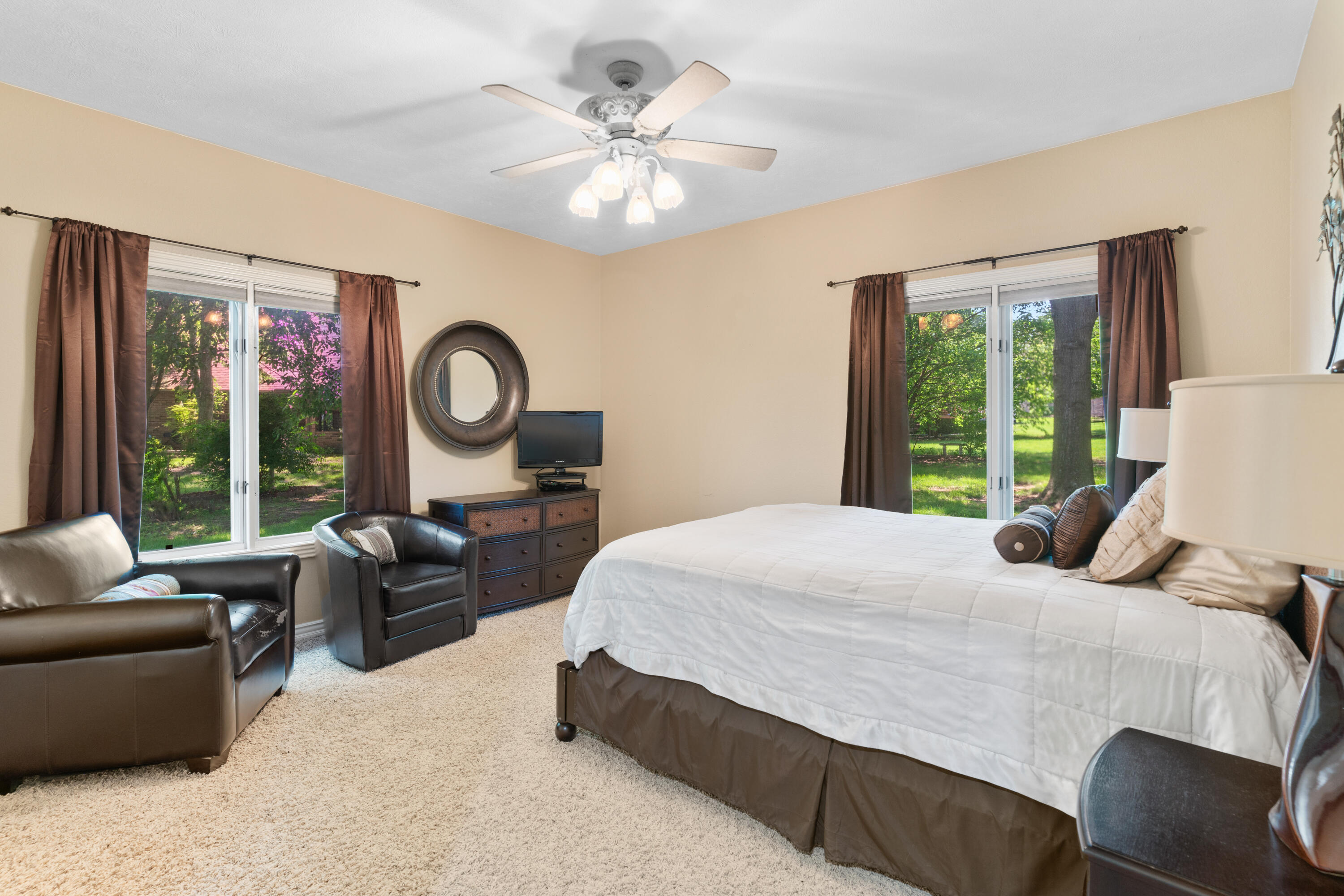 3702 East Dartmoor Court Property Photo 23