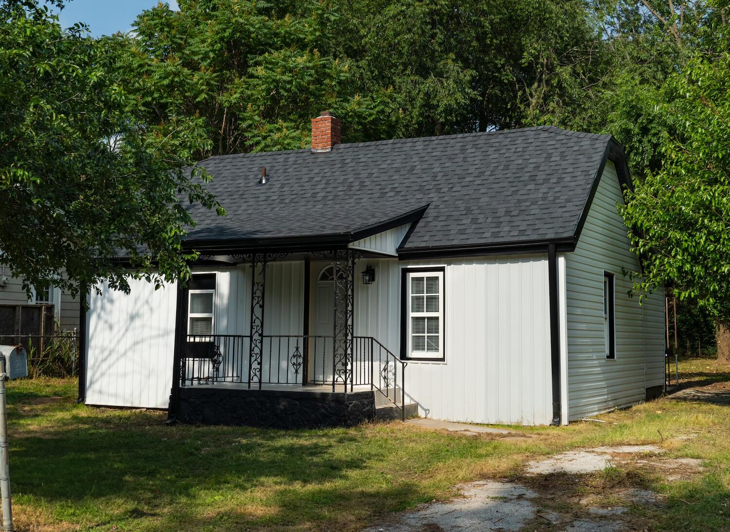 1206 North Clifton Avenue Property Photo 1