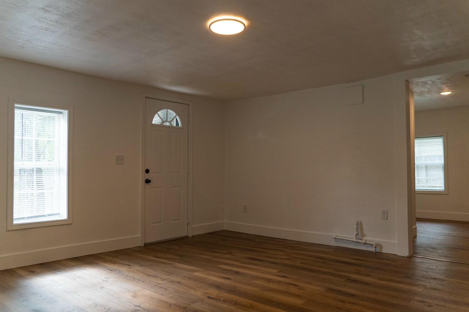 1206 North Clifton Avenue Property Photo 6