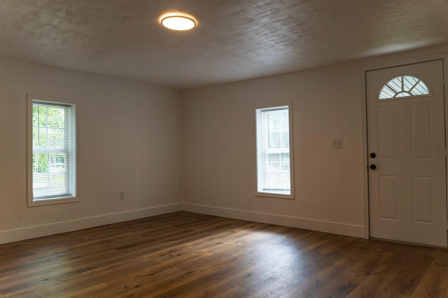 1206 North Clifton Avenue Property Photo 7