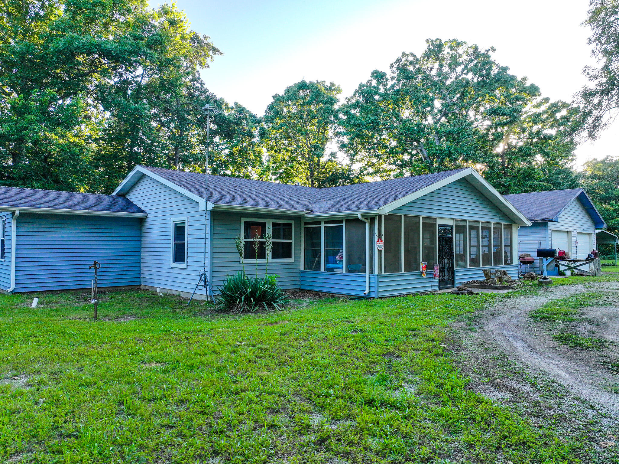 27380 County Road 207 Property Photo 8