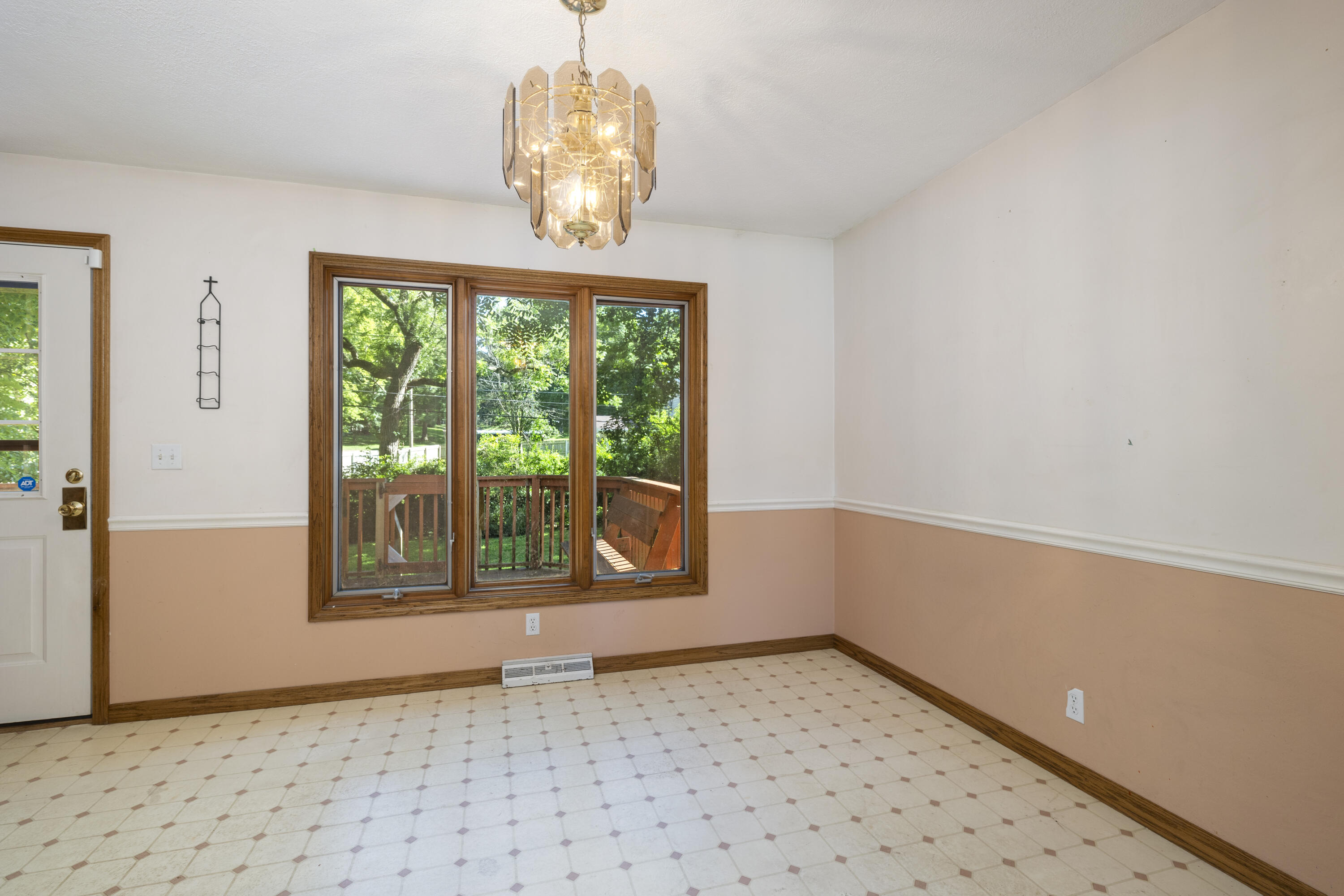 2266 East Barataria Street Property Photo 11