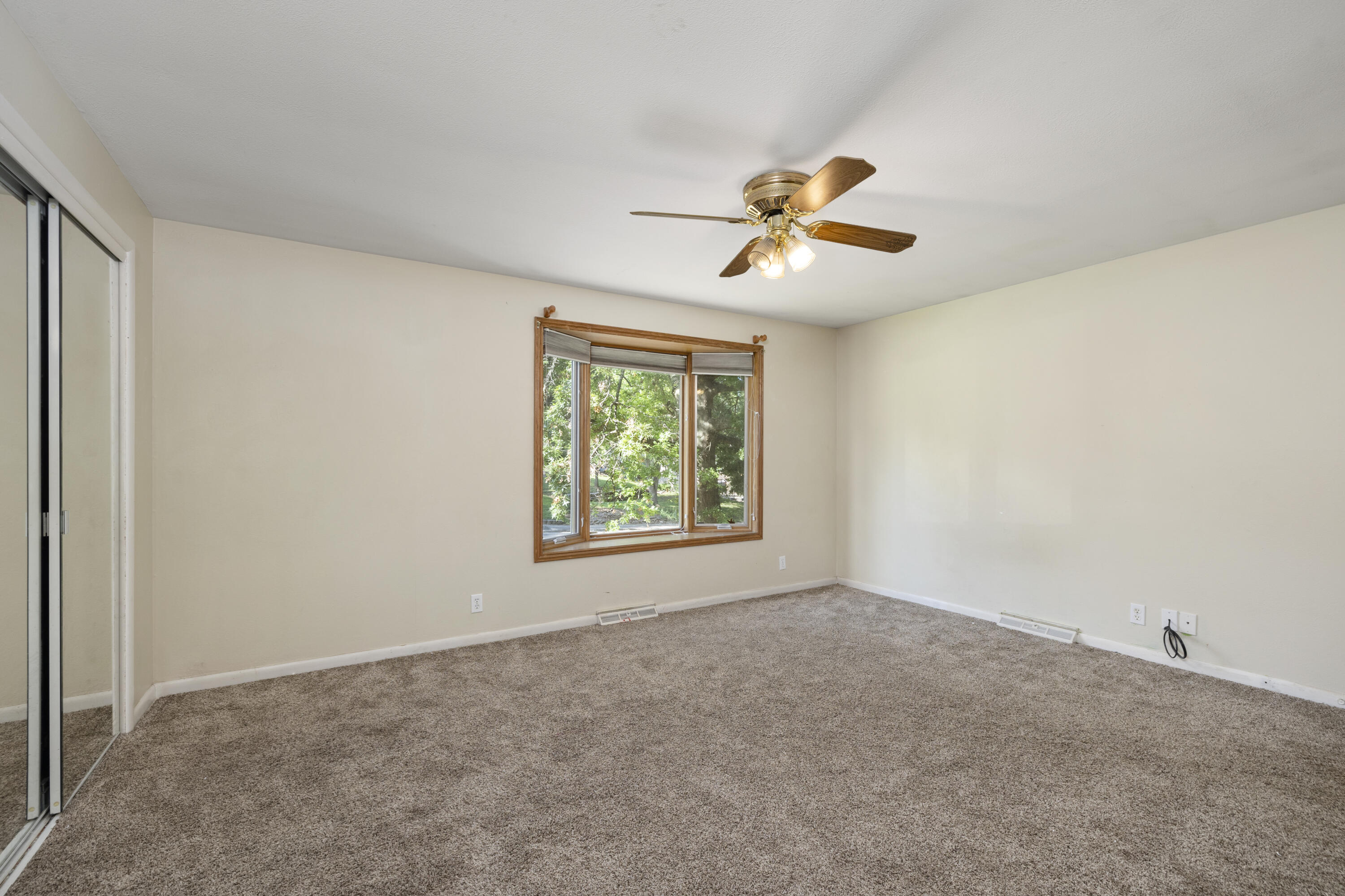 2266 East Barataria Street Property Photo 20