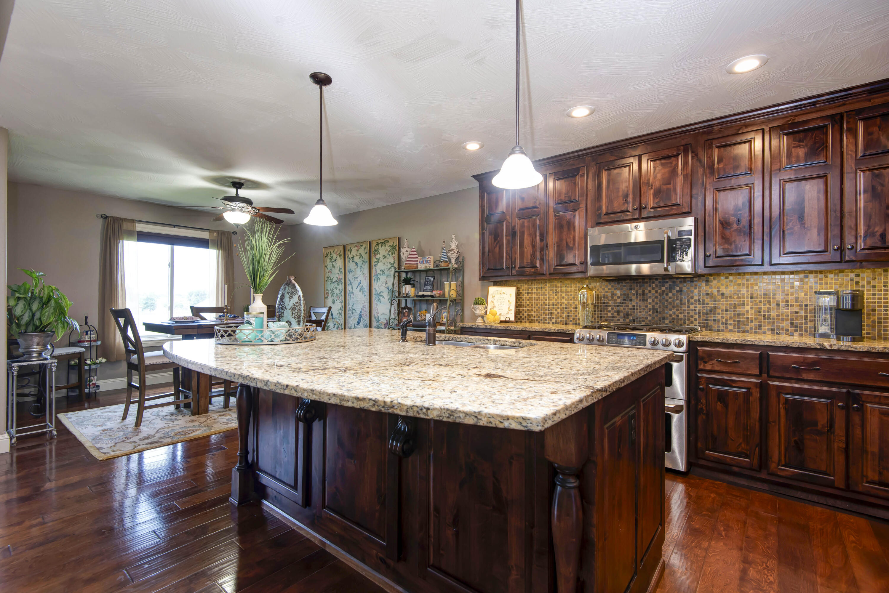 4604 East Kentbrook Drive Property Photo 10