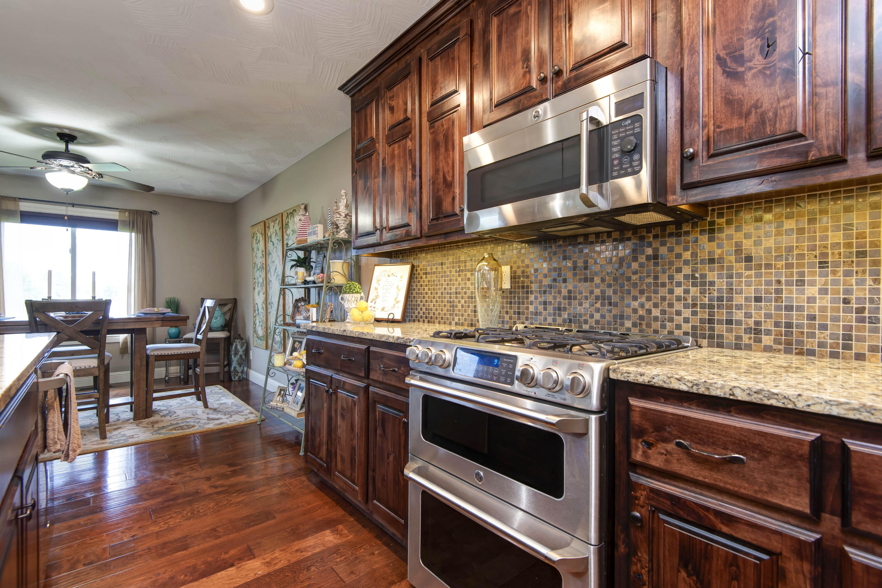 4604 East Kentbrook Drive Property Photo 11