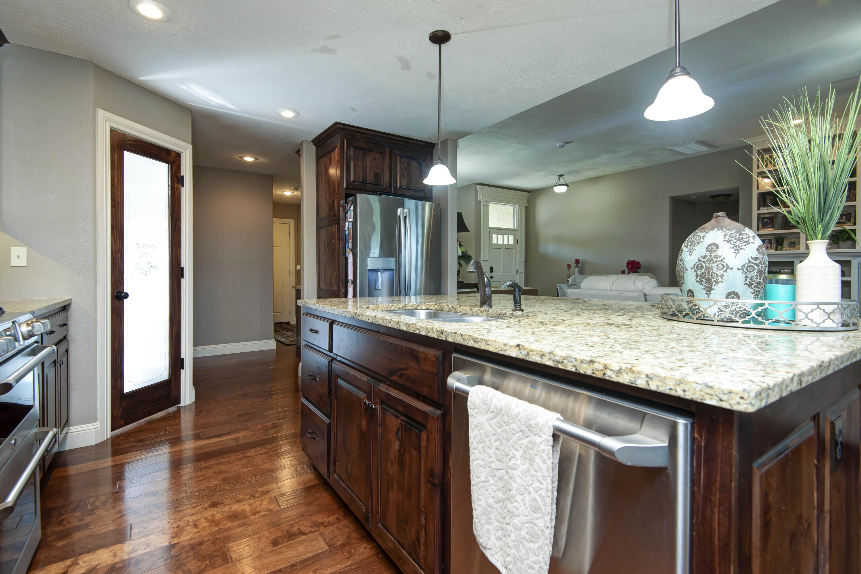 4604 East Kentbrook Drive Property Photo 14