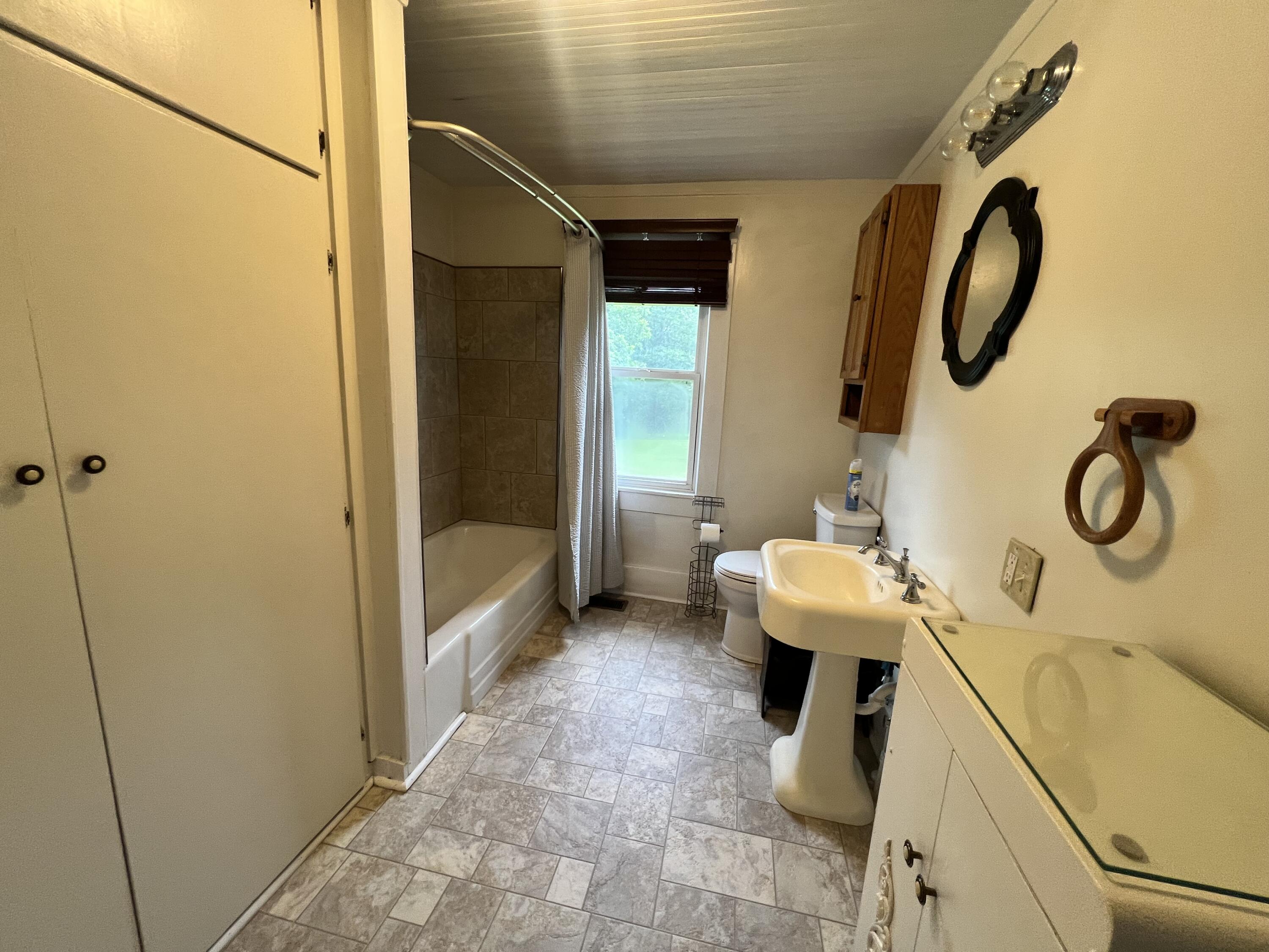 1380 County Road 219 Property Photo 19