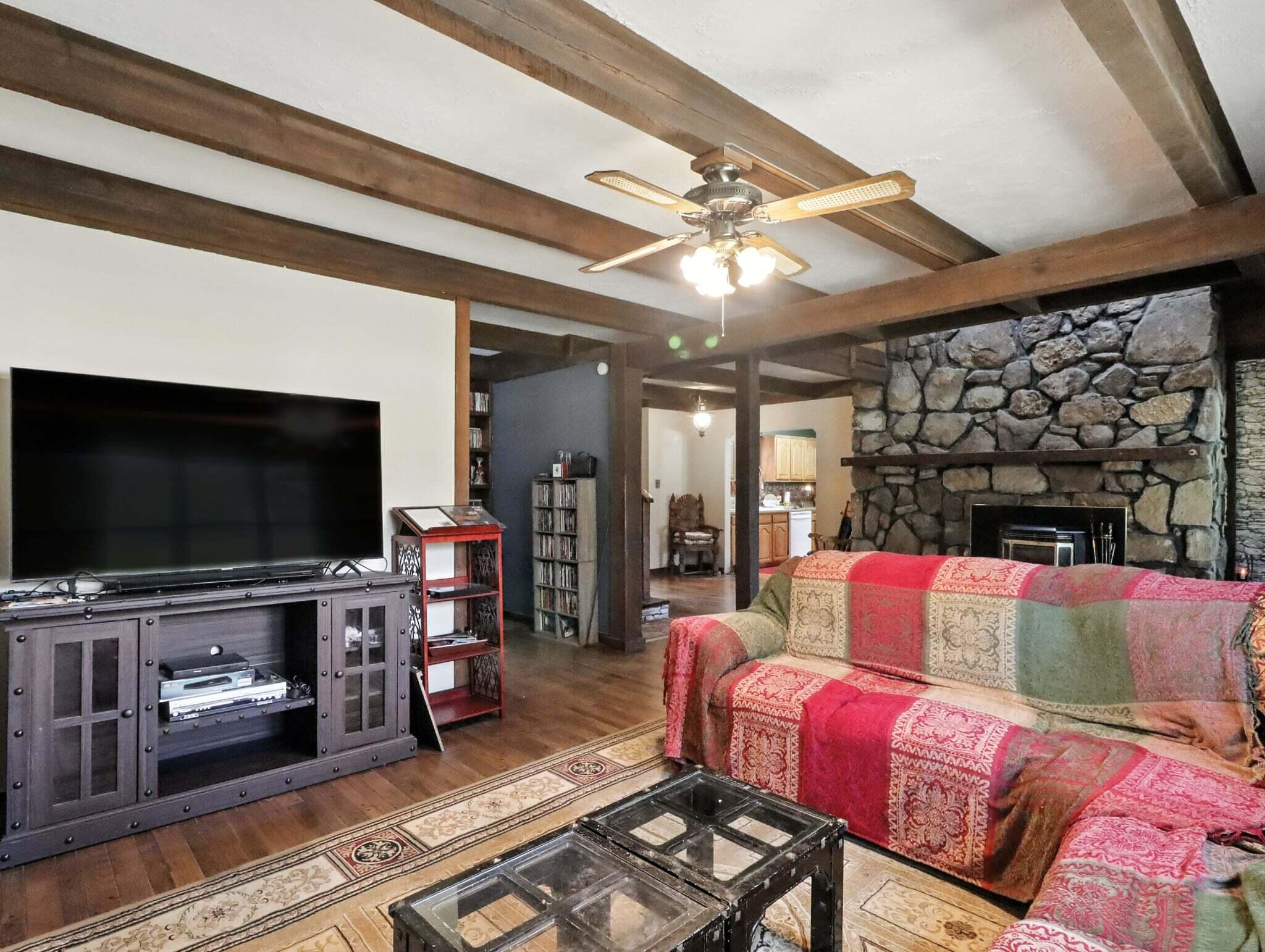 1339 West Business Highway 60-63 Property Photo 10