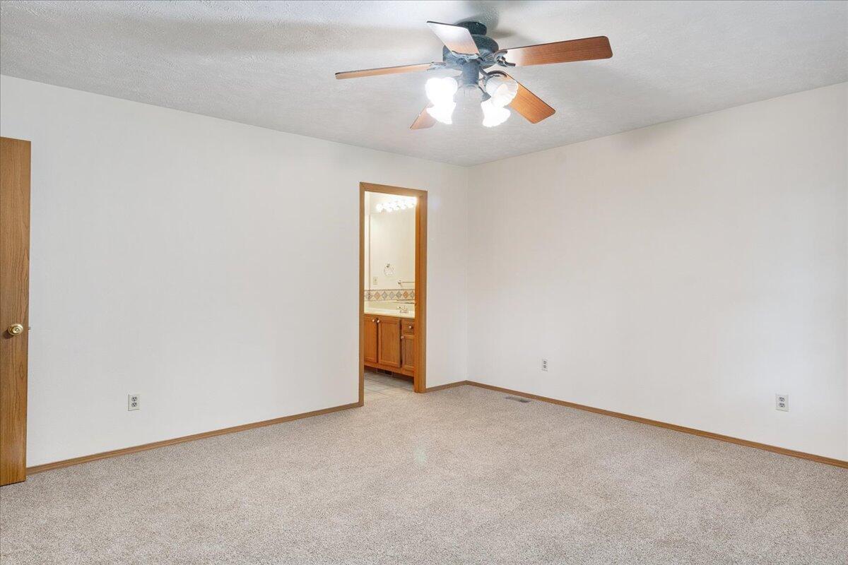 2830 North Washington Avenue Property Photo 19