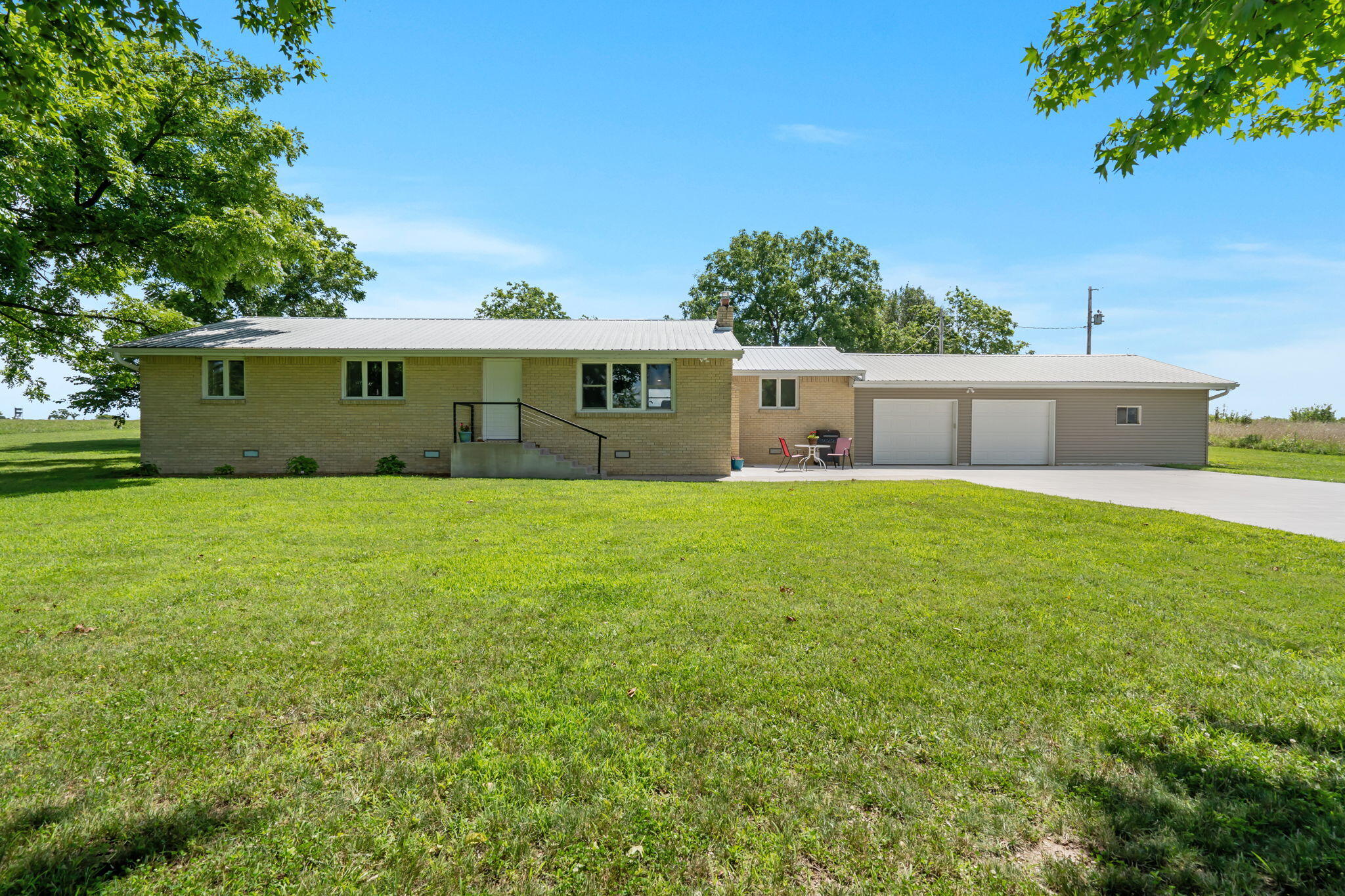 2616 Schupbach Road Property Photo 1