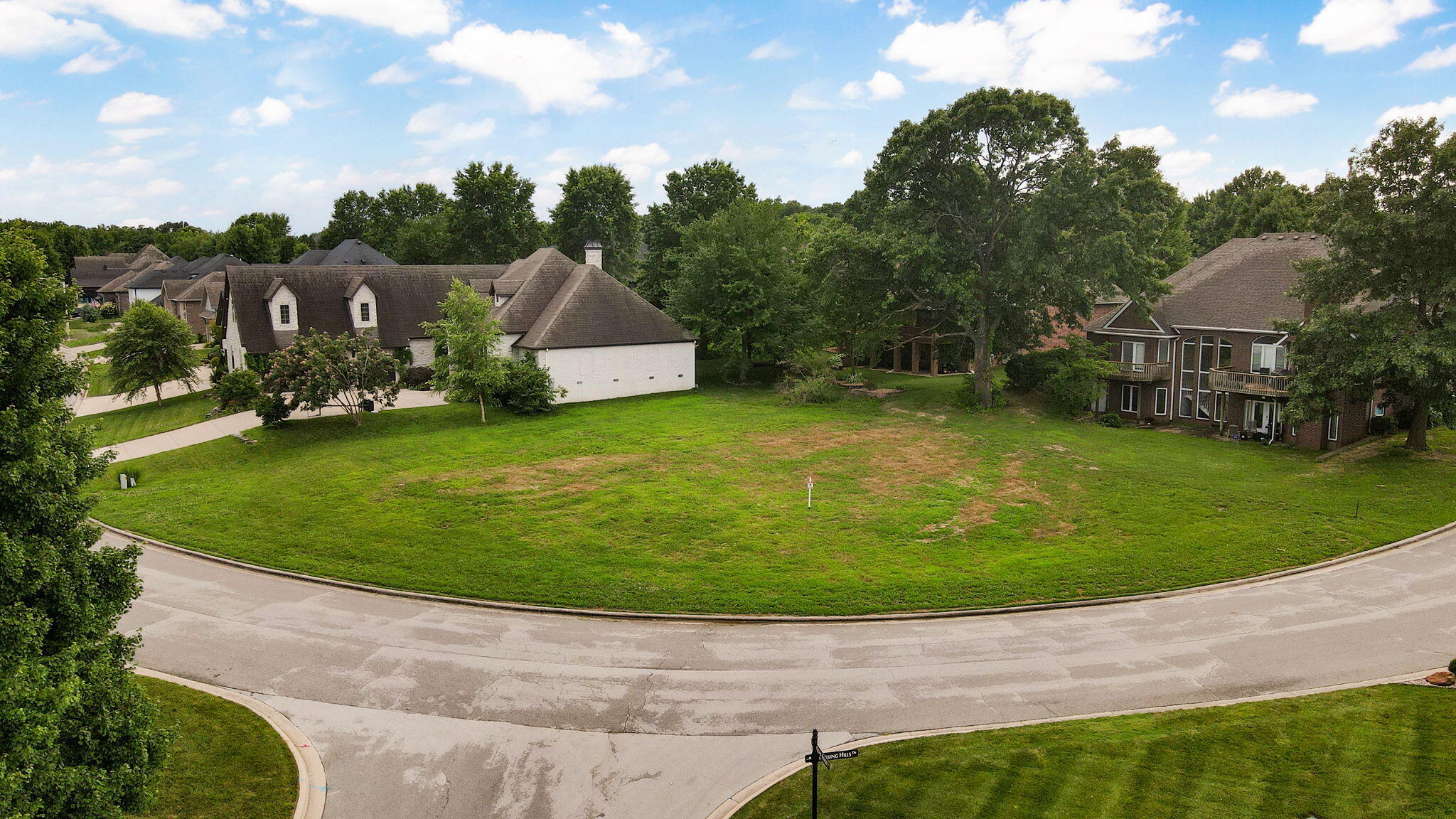 8302 Rolling Hills Drive Property Photo 1