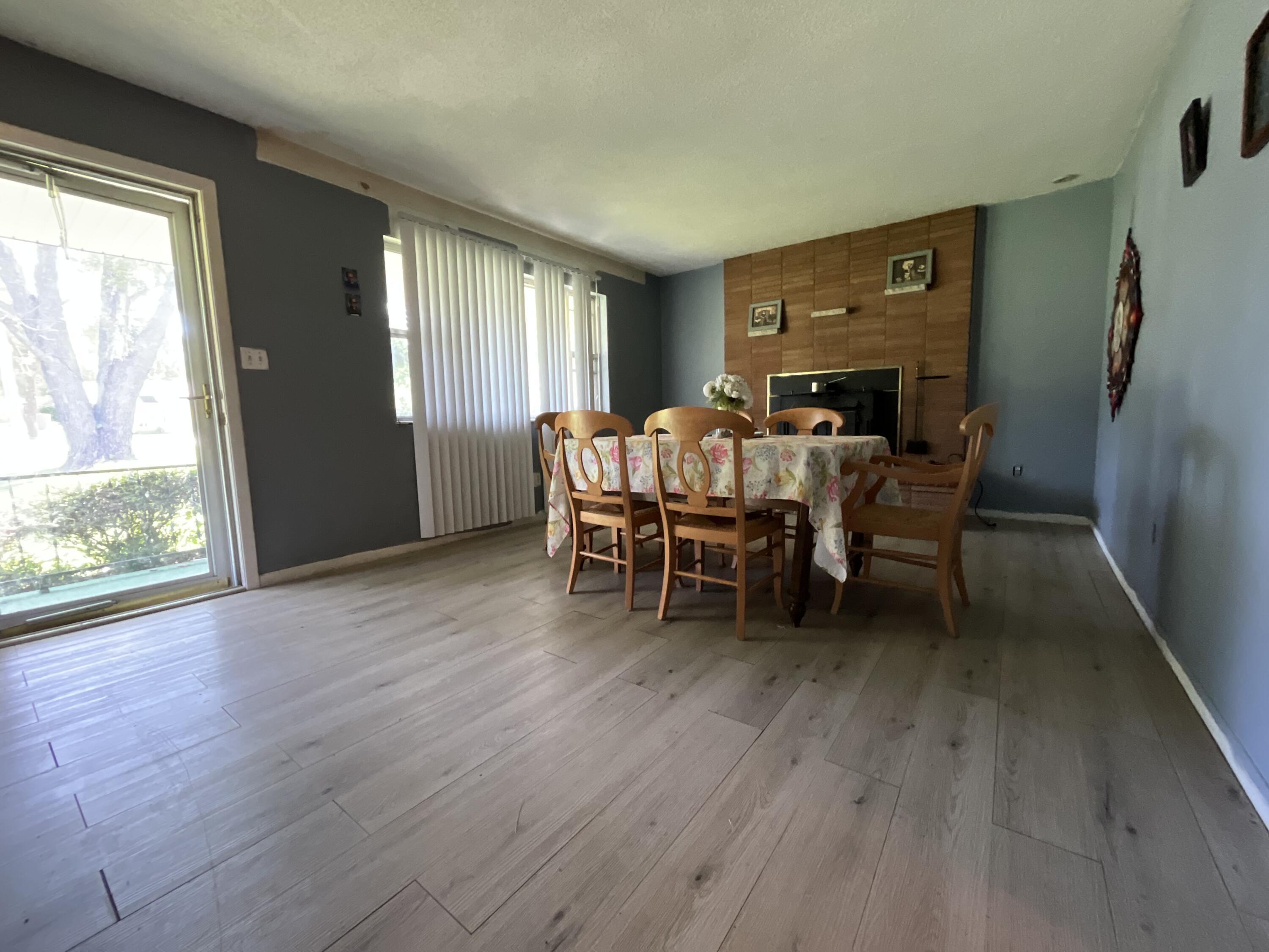 321 Walker Street Property Photo 6