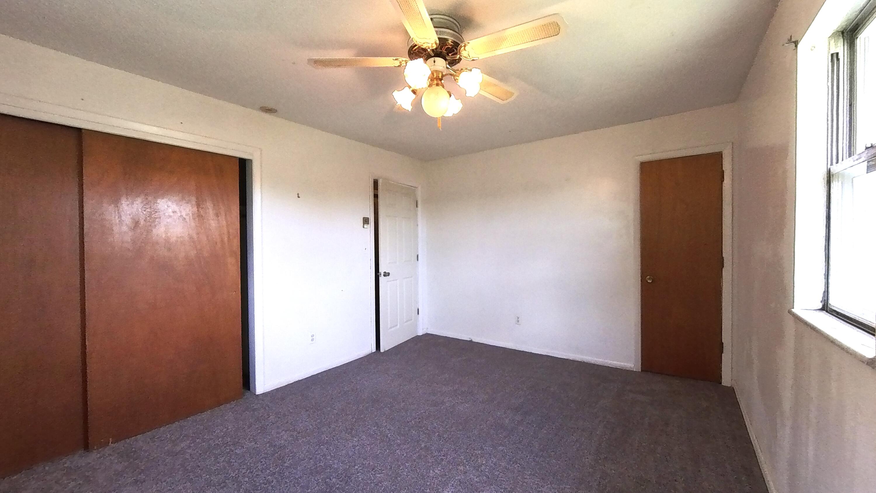 321 Walker Street Property Photo 17