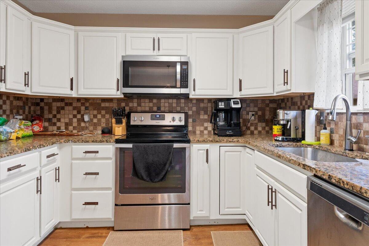 759 South Troy Avenue Property Photo 8