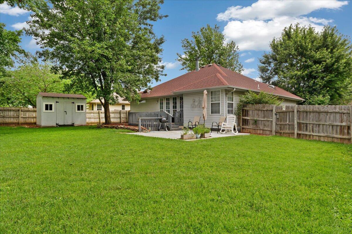 759 South Troy Avenue Property Photo 25