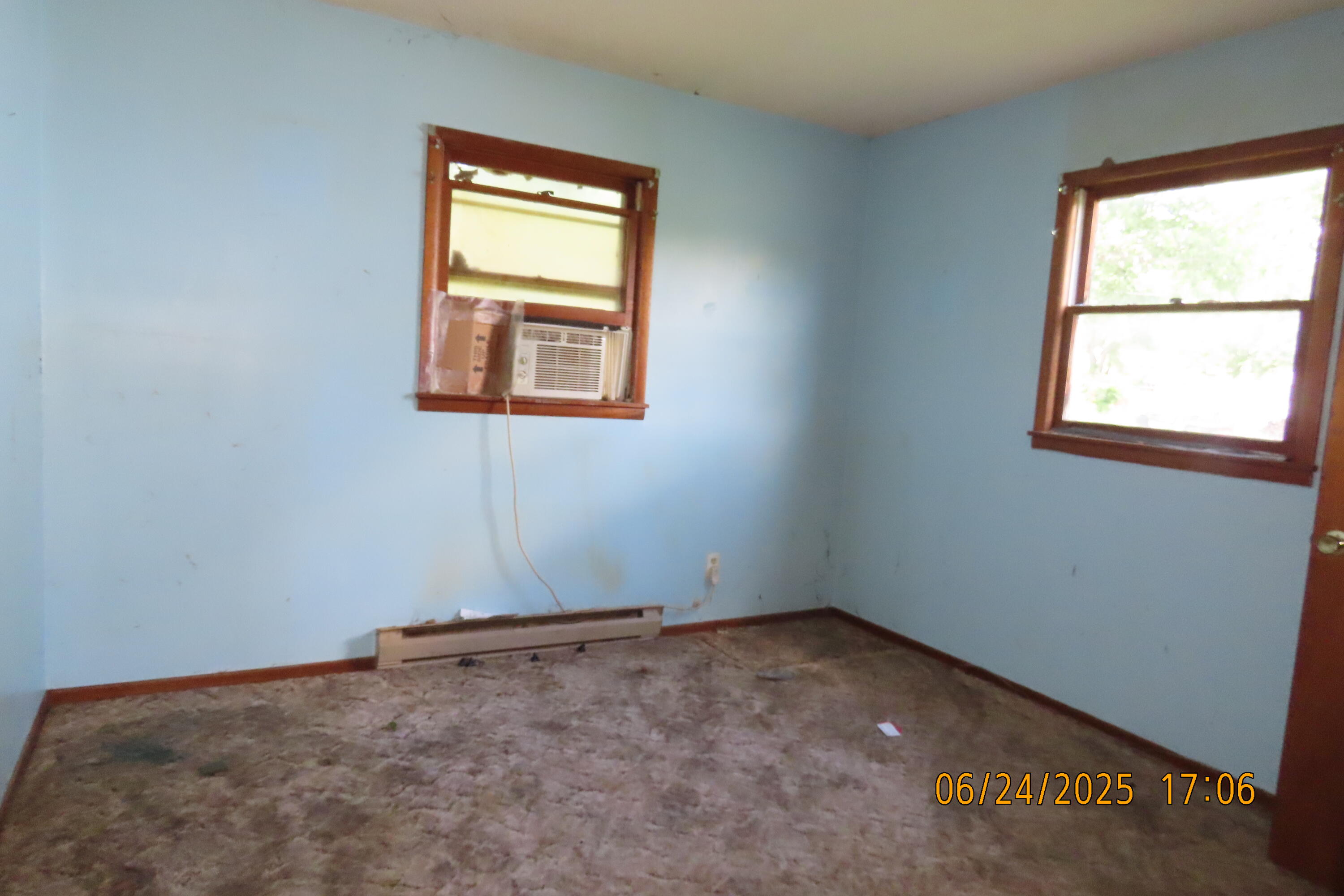 321 West Cofield Street Property Photo 6