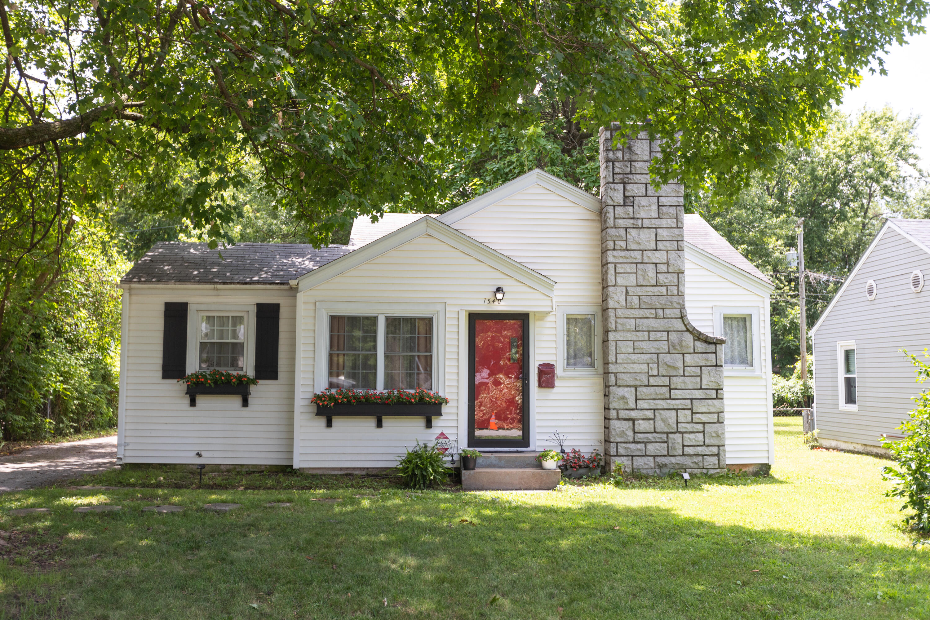 1540 East Cherokee Street Property Photo 1