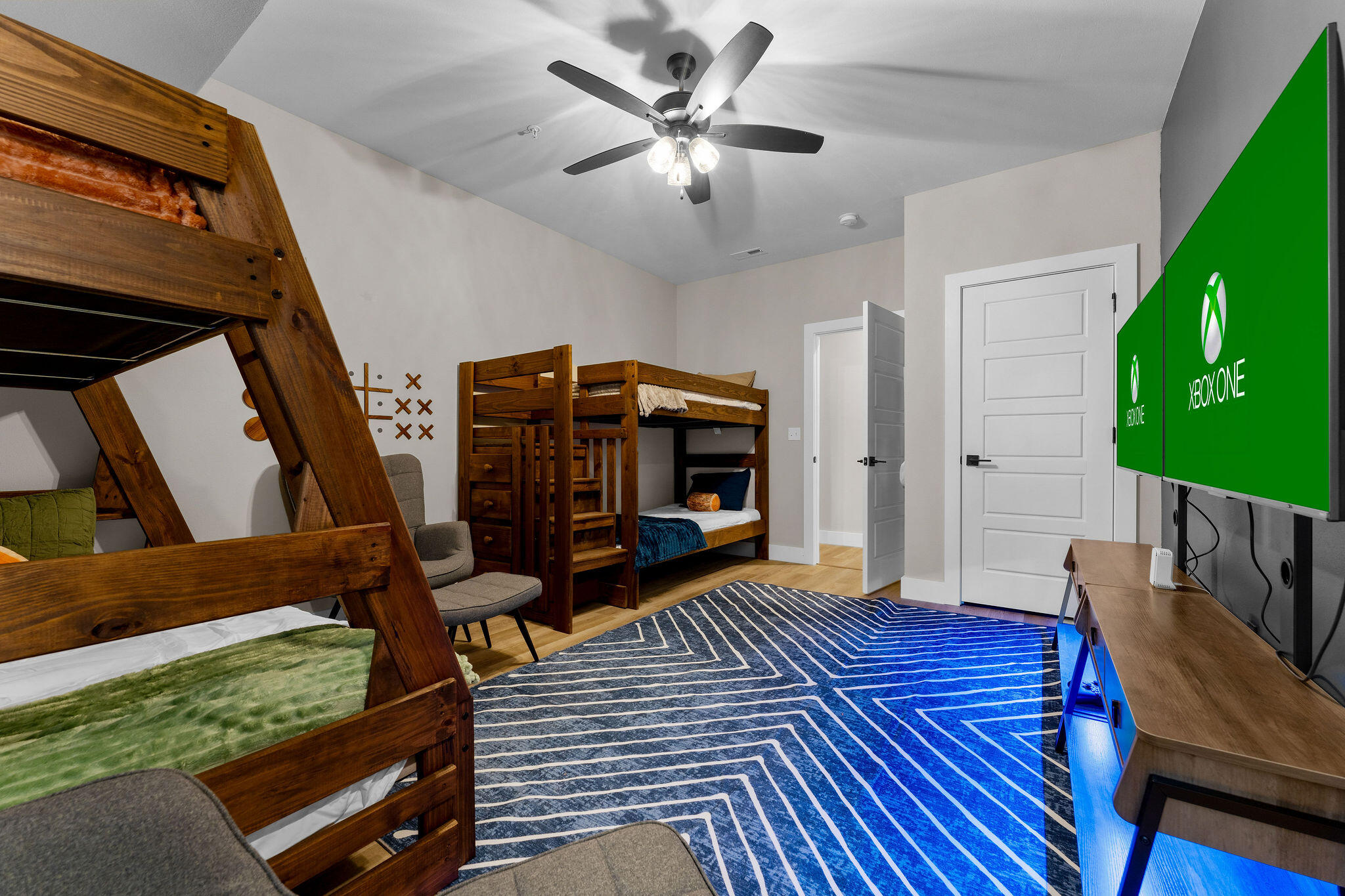 112 David Shawn Drive Property Photo 32