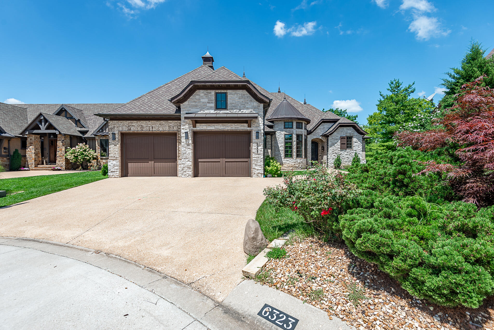 6323 Creeksedge Court Property Photo 1